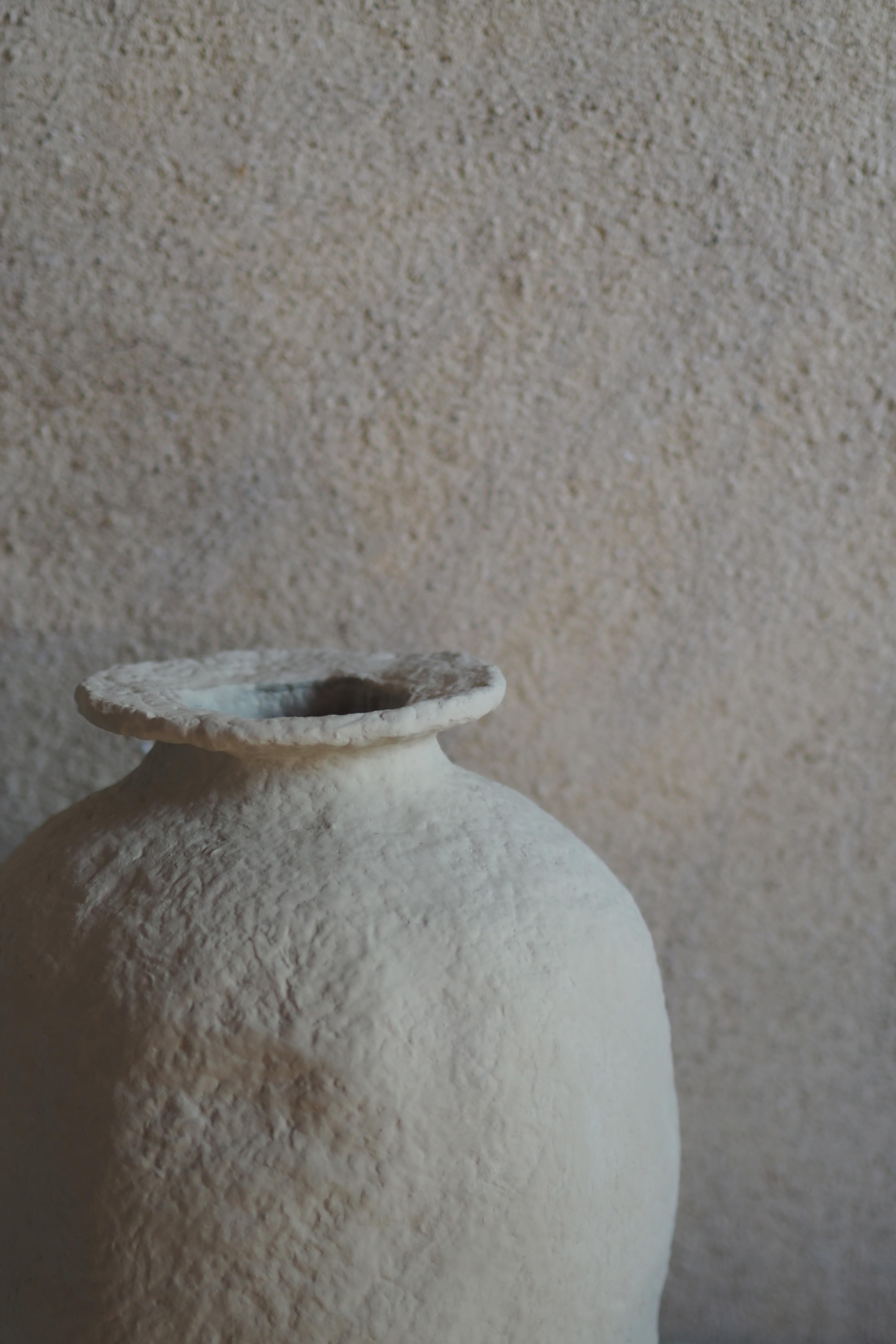 Postmoderno Vaso Pavot I di Pauline Pietri in vendita