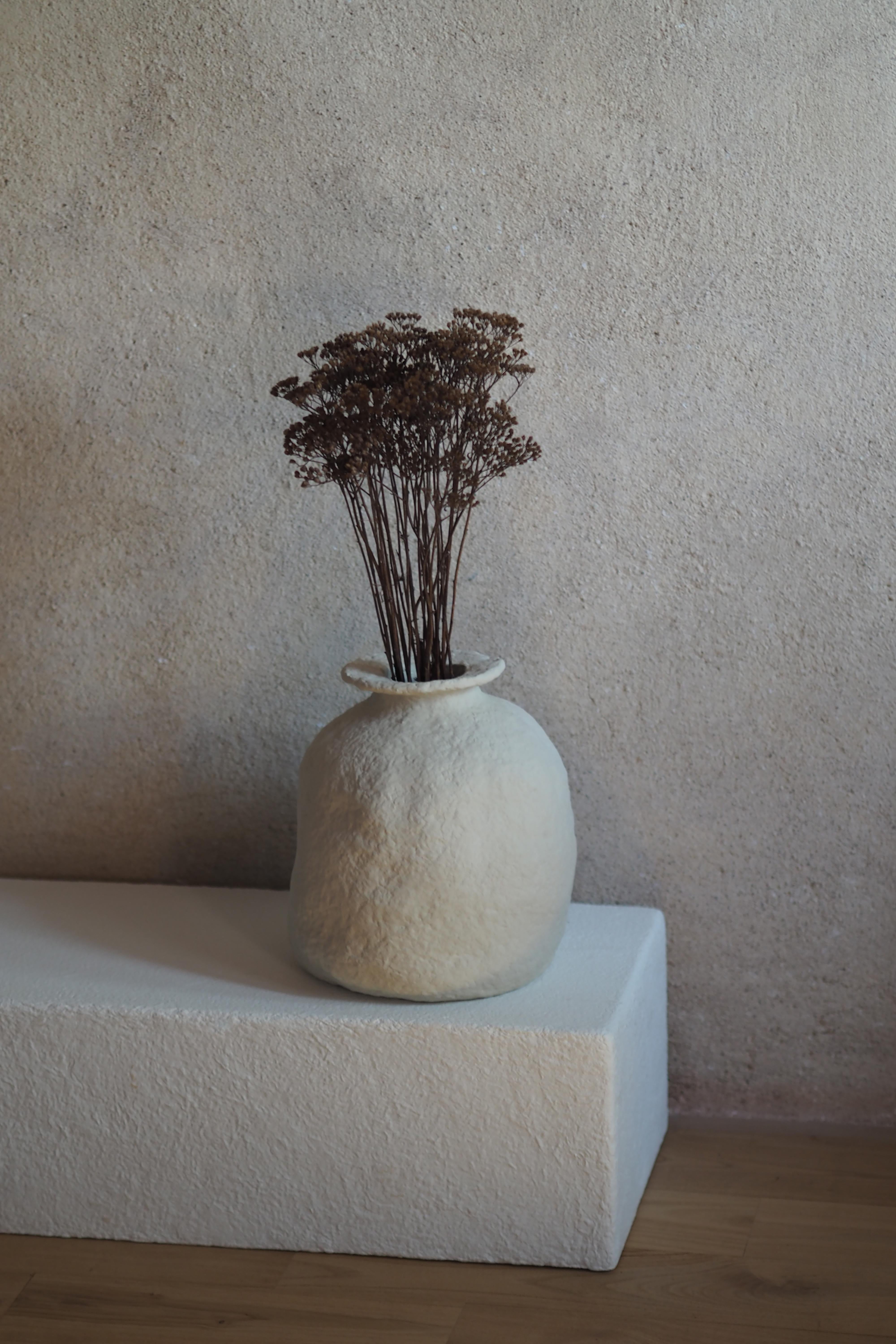 Francese Vaso Pavot I di Pauline Pietri in vendita