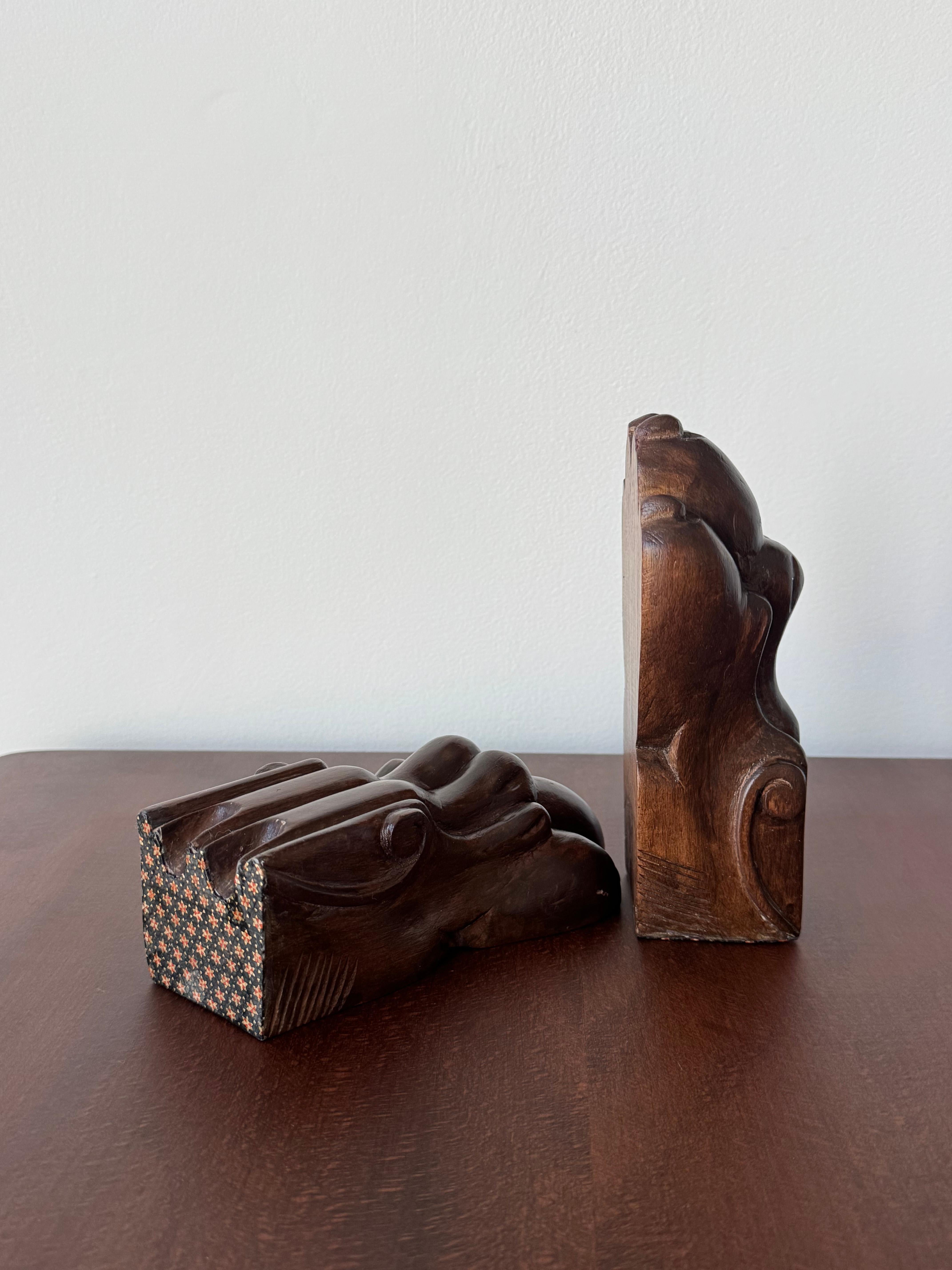 PAW I Moderner Buchhalter I Buchhalter aus Nussbaumholz Löwentatze im Angebot 3