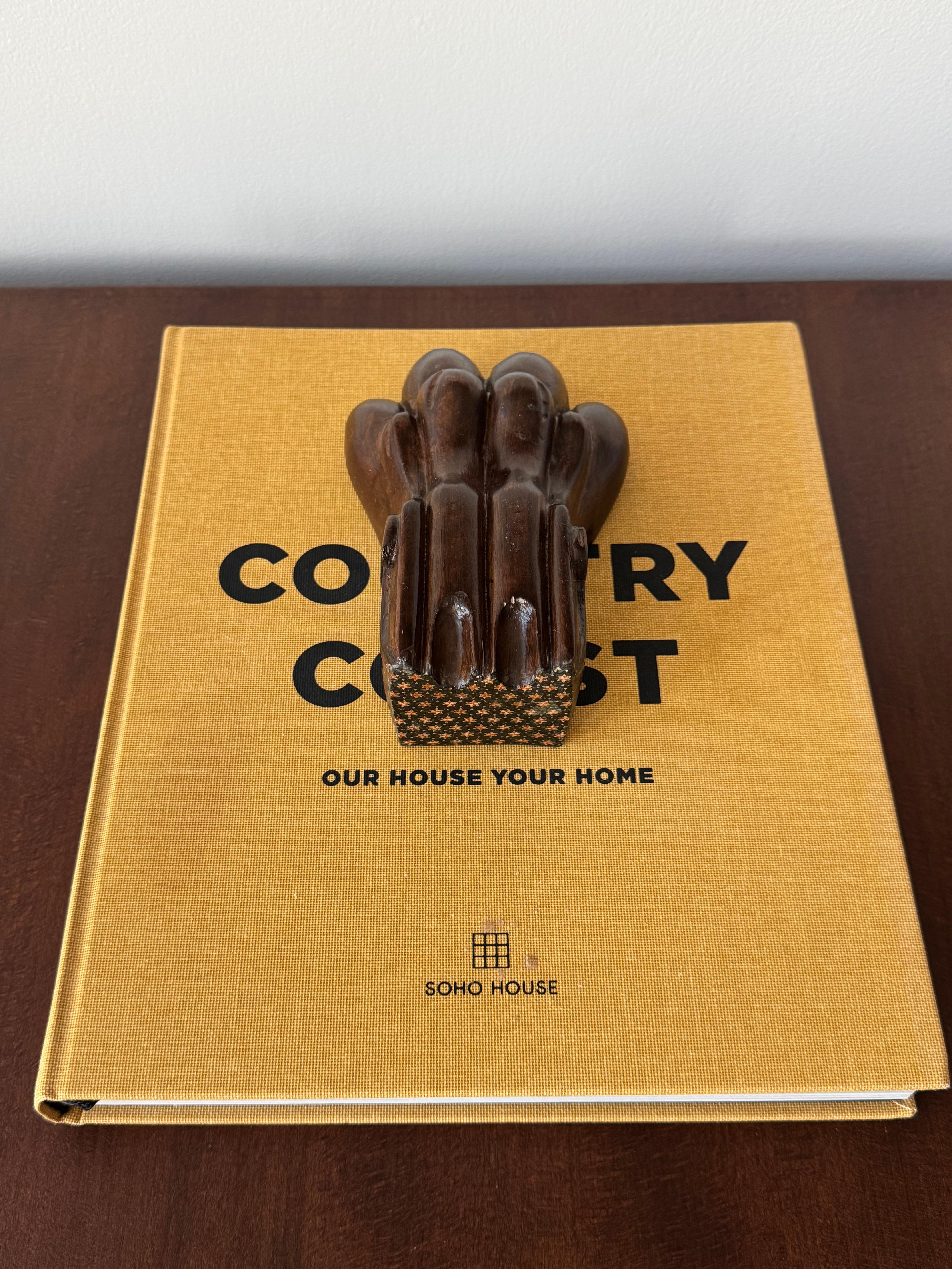 PAW I Moderner Buchhalter I Buchhalter aus Nussbaumholz Löwentatze im Angebot 7