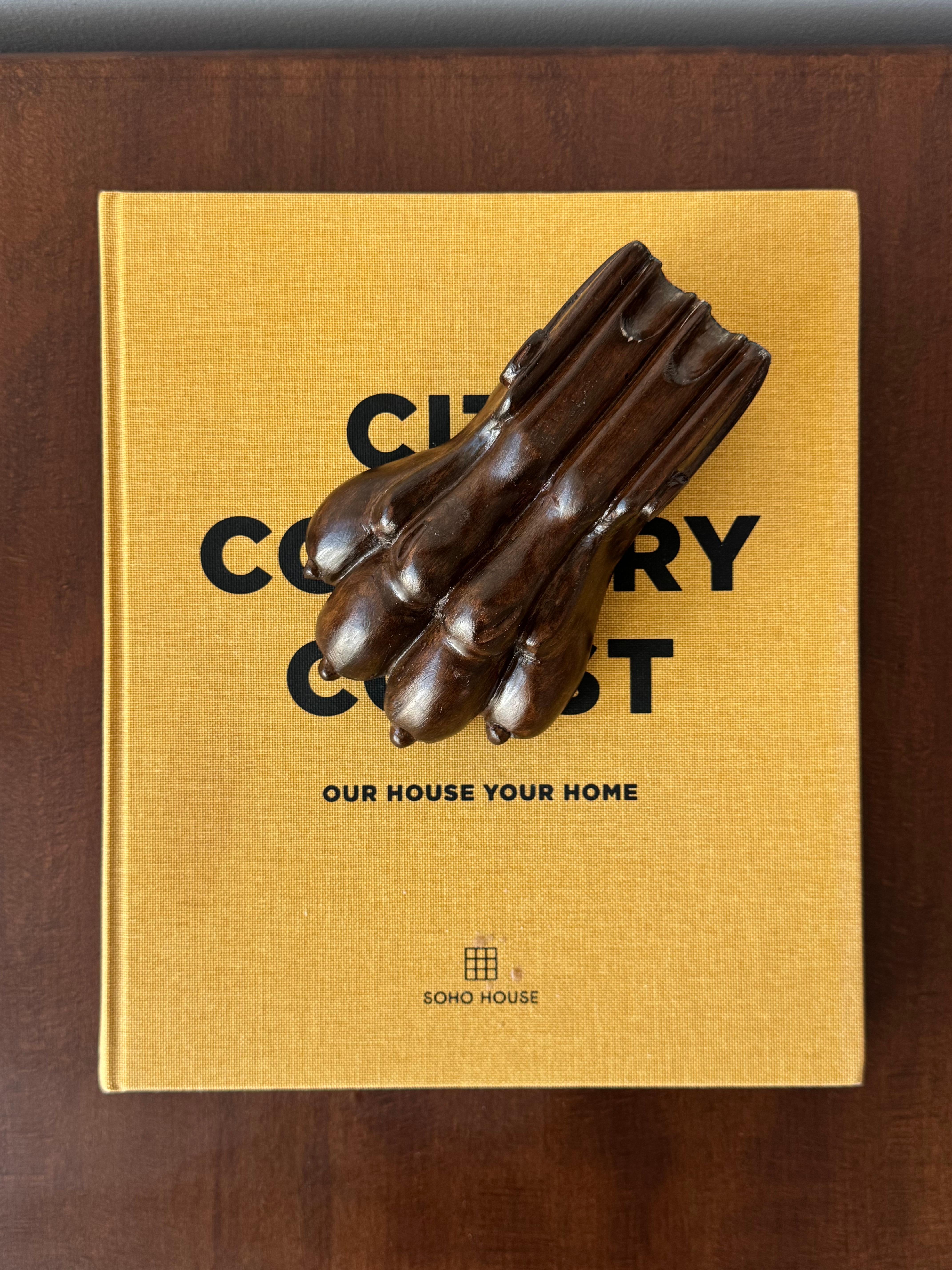 PAW I Moderner Buchhalter I Buchhalter aus Nussbaumholz Löwentatze im Angebot 9