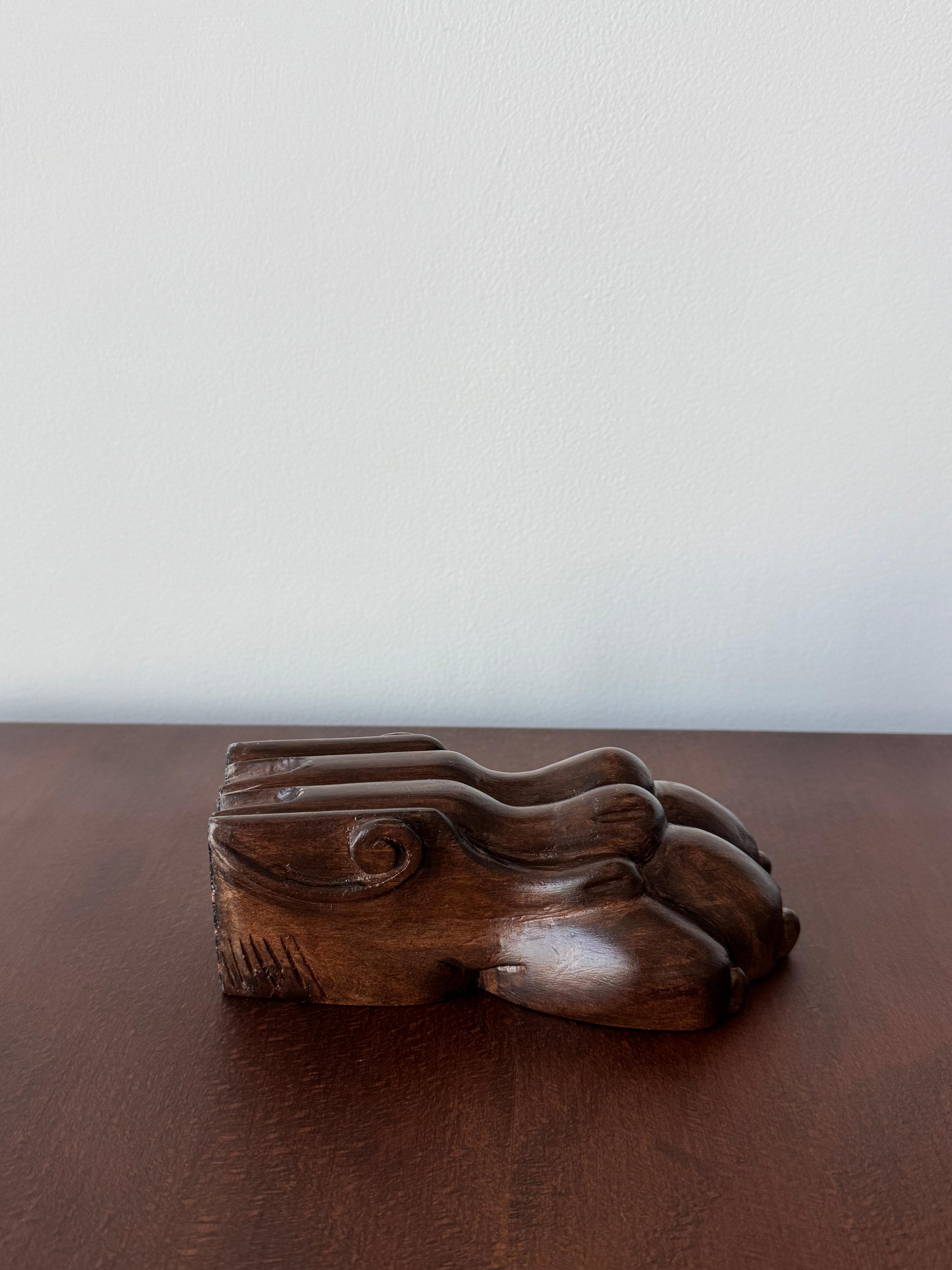 PAW I Moderner Buchhalter I Buchhalter aus Nussbaumholz Löwentatze (Britisch) im Angebot