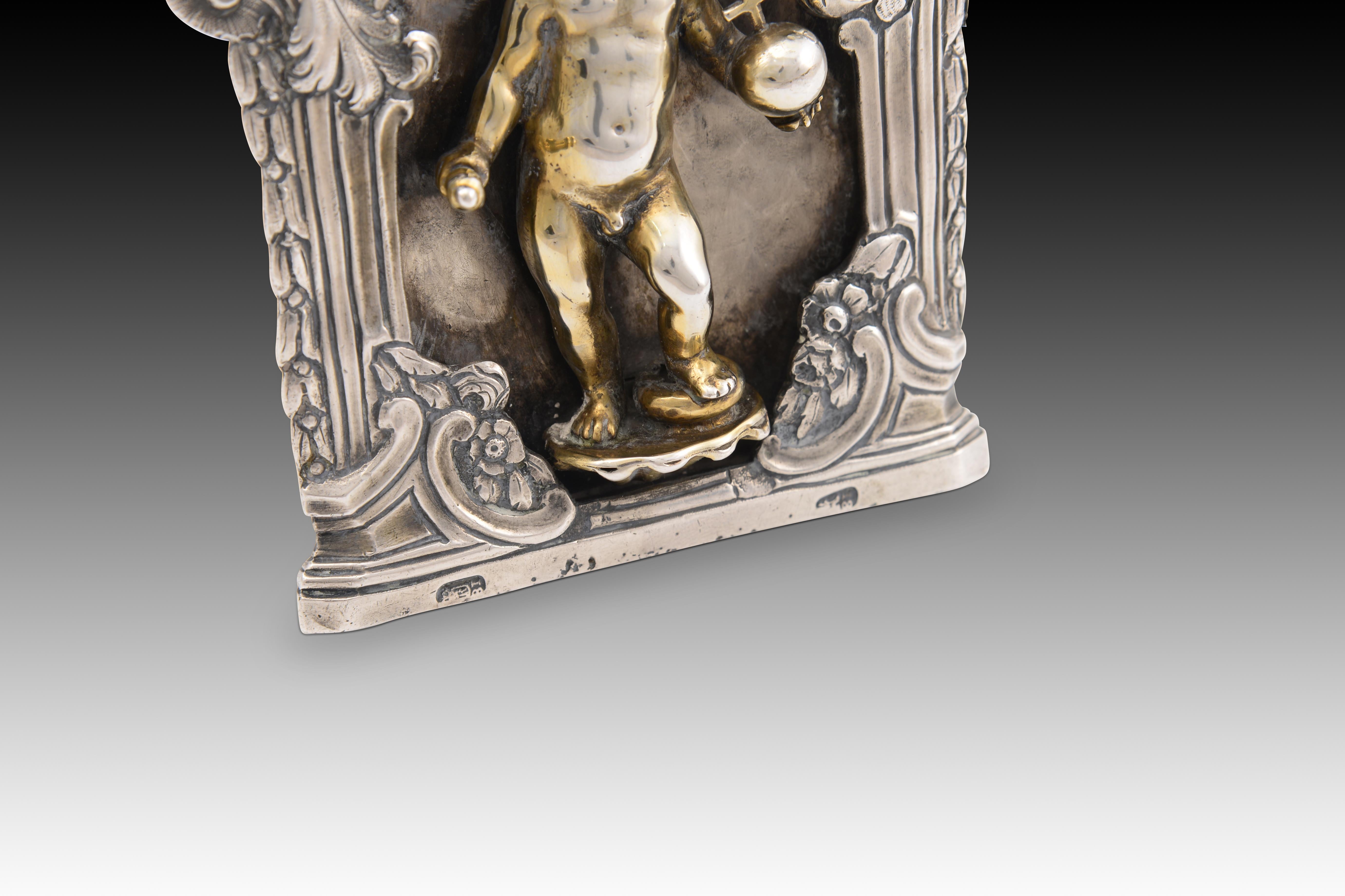Late 18th Century Pax  with the Child Jesus as Salvator Mundi. Spain, 18th century.