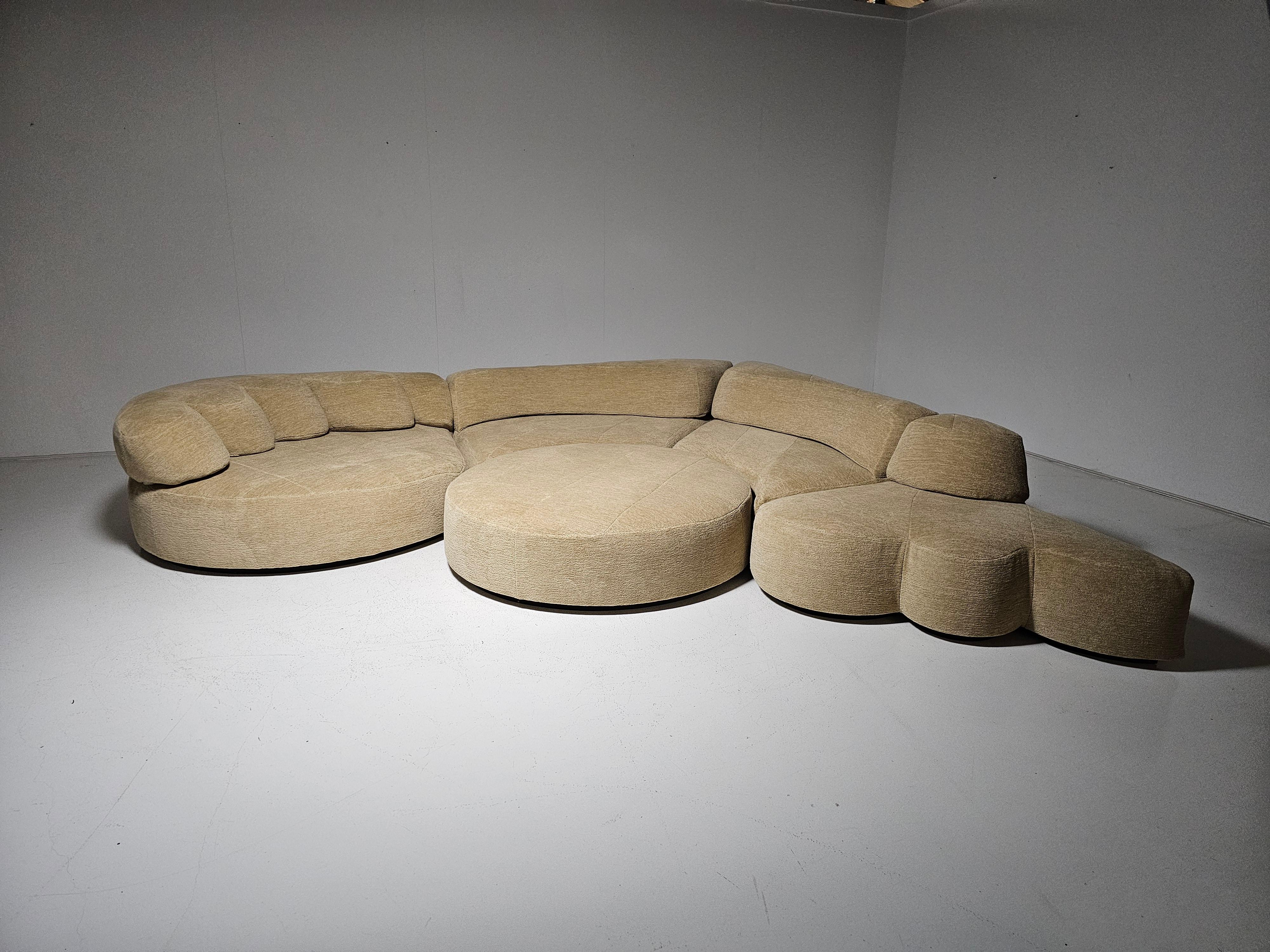 Francese Divano modulare in ciniglia beige 'Paysage' di Hans Hopfer per Roche Bobois, anni '70 in vendita