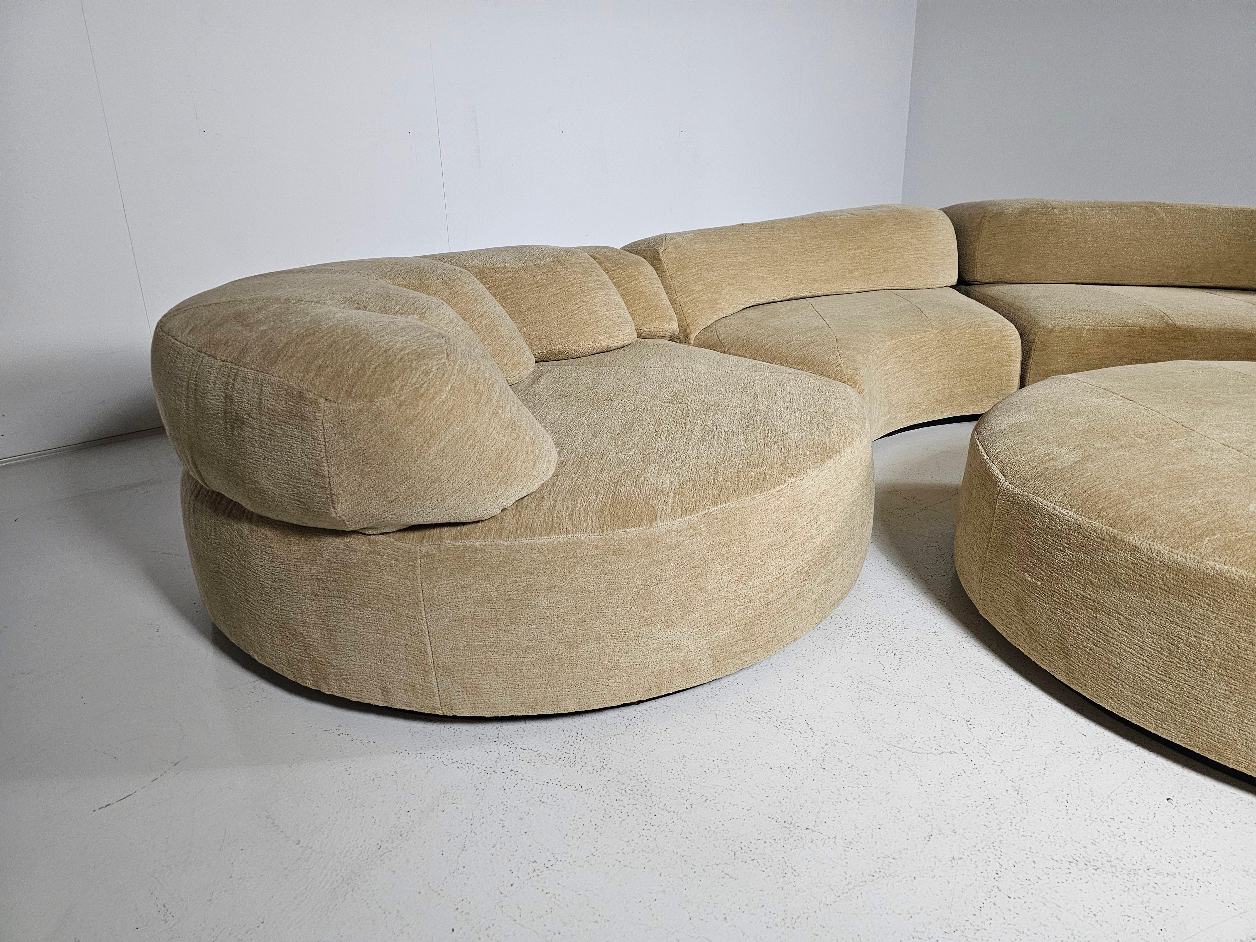 XX secolo Divano modulare in ciniglia beige 'Paysage' di Hans Hopfer per Roche Bobois, anni '70 in vendita