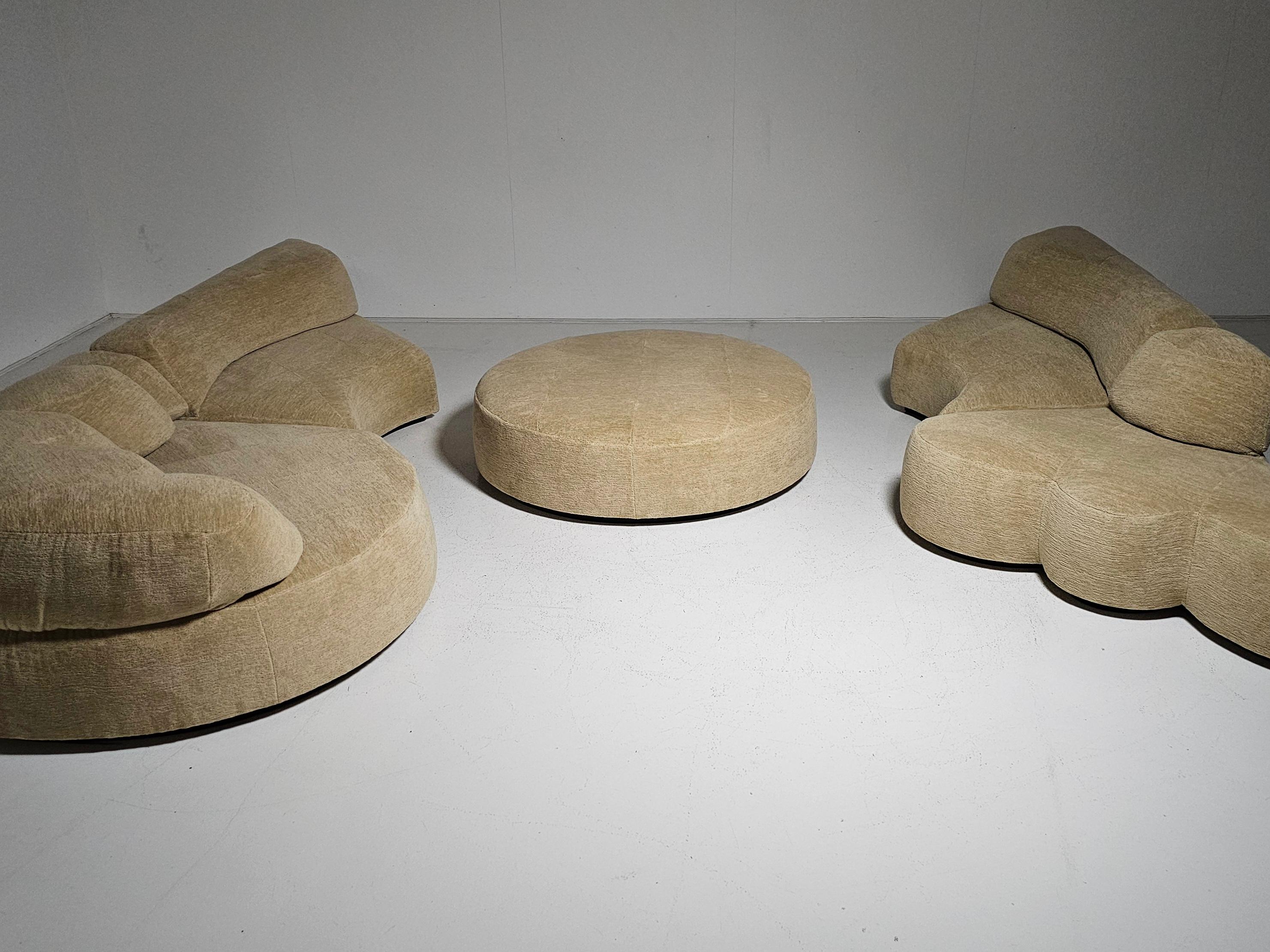 Divano modulare in ciniglia beige 'Paysage' di Hans Hopfer per Roche Bobois, anni '70 in vendita 1