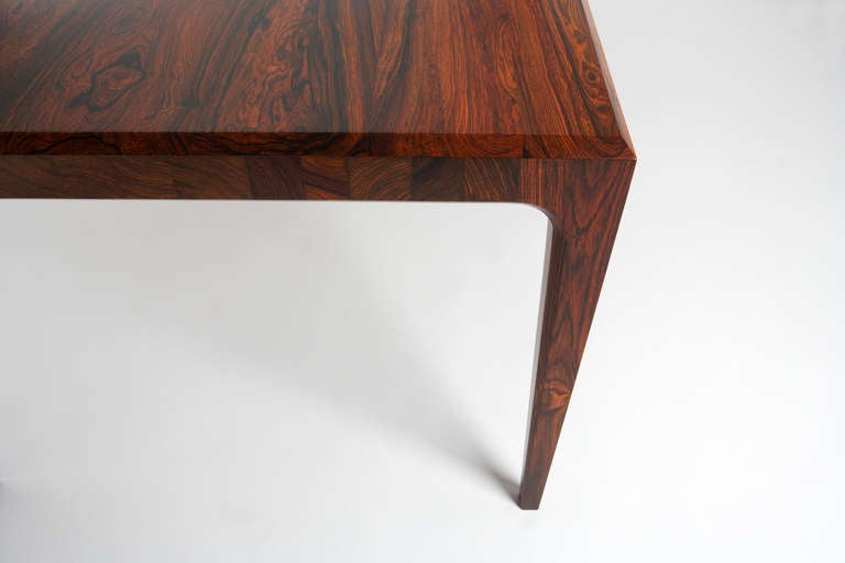 PD60 Solid Rosewood Dining Table In Excellent Condition For Sale In London, GB