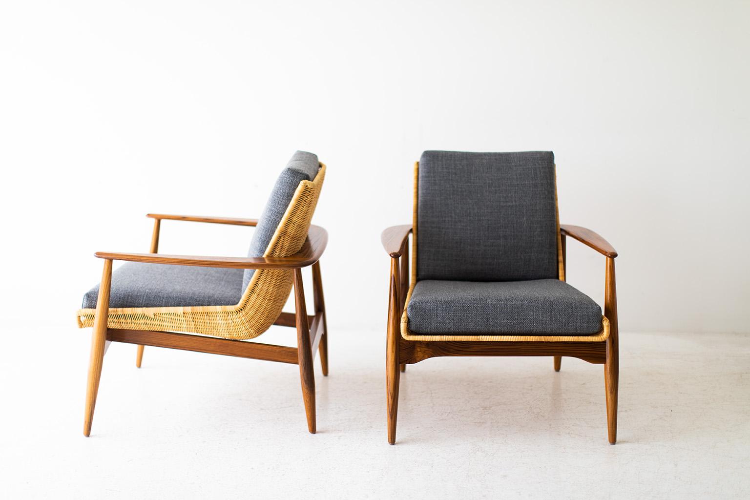 Hand-Crafted Peabody Wicker Chairs, Modern Wicker Chairs, Teak and Thick Weave  For Sale
