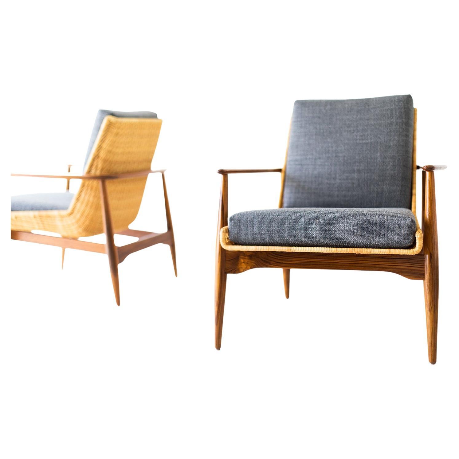Peabody Wicker Chairs, Modern Wicker Chairs, Teak and Thick Weave  For Sale
