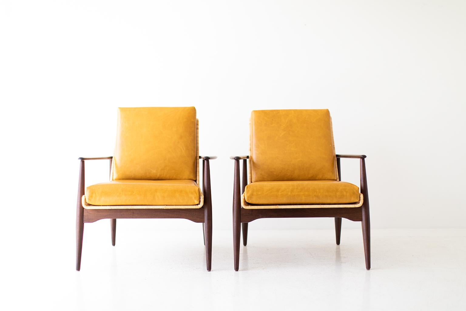 20th Century Peabody Wicker Lounge Chairs, Gold Fabric and Walnut, Craft Associates  For Sale