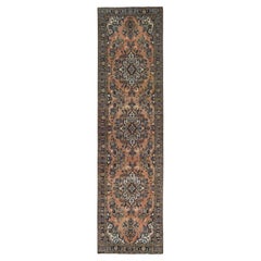 Rosa Pfirsichfarbener, handgeknüpfter persischer Lilahan-Teppich aus Wolle im Used-Look