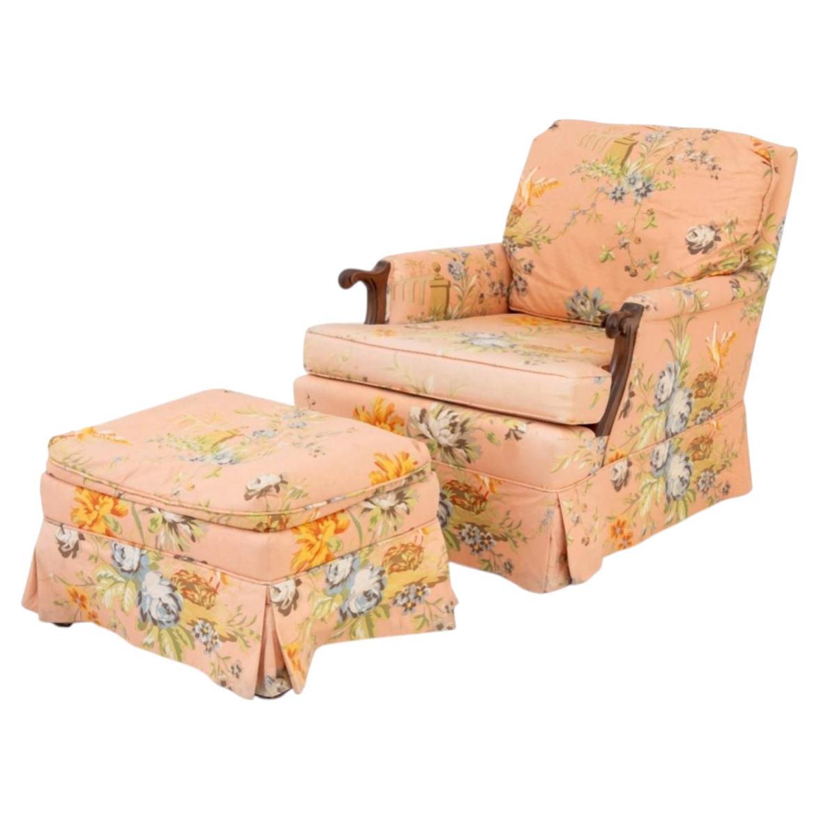 Polster-Lounge-Sessel und Ottomane mit Pfirsich-Blumenmuster