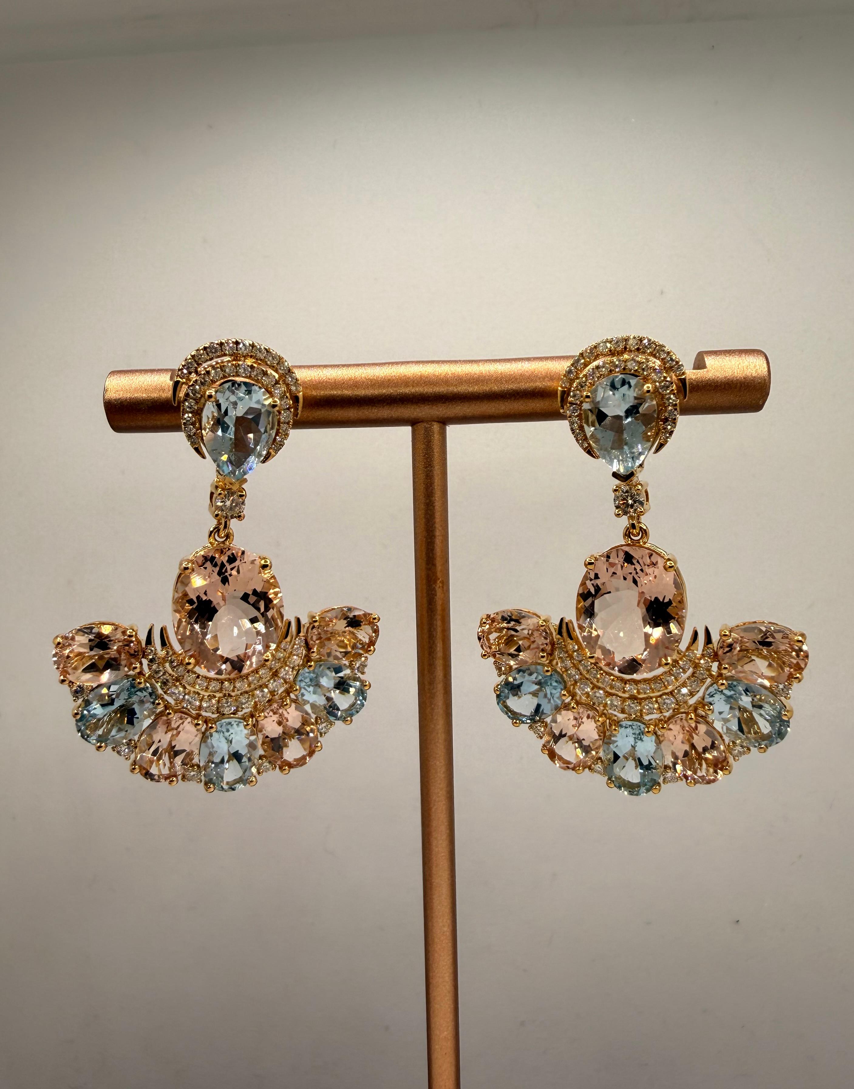 Boucles d'oreilles en or jaune 18 carats avec Morganite, Aigue-marine brésilienne et diamant Neuf - En vente à New York, NY