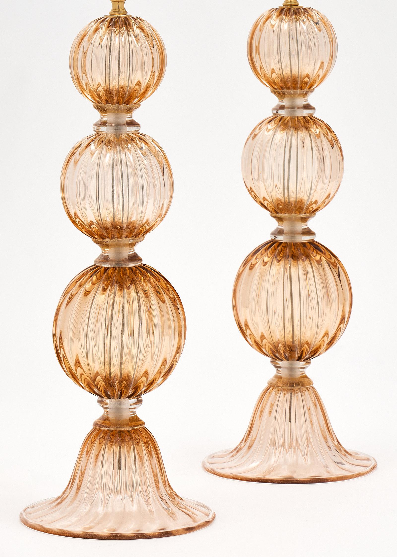 Lampen aus pfirsichfarbenem Muranoglas im Zustand „Hervorragend“ im Angebot in Austin, TX