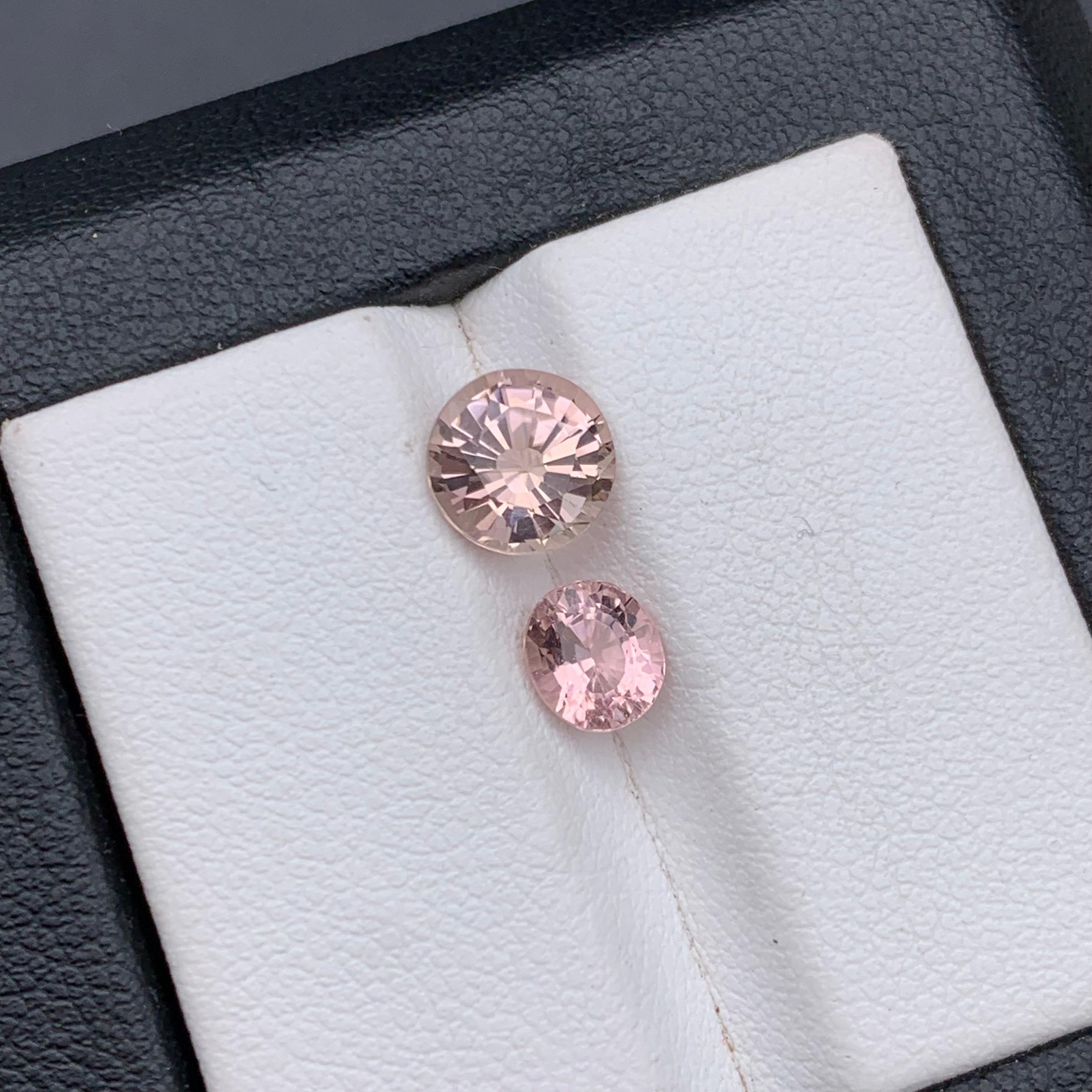 Peach & Peachy Baby Pink Natural Tourmaline Loose Gemstones for Ring, Necklace Pendant, Bracelet, or any other Jewelry Setting!!

💎 GEMSTONE TYPE: Tourmaline
⚖️ WEIGHT: 2.15 Carats
🪚 SHAPE & CUT: Round & Oval Cut
📏 SIZE (MM):
1.35 Ct (7.08 x 7.02
