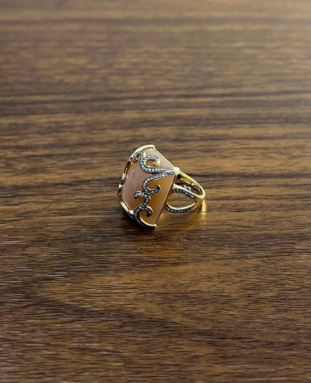 Peach Pink Moonstone Diamonds Halo Scroll 14K Yellow Gold Statement Ring In New Condition For Sale In Oakton, VA