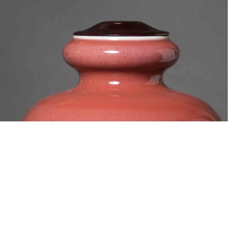 Peach Red Glazed Vase Ceramic Chinese, 1900 In Good Condition For Sale In Monterey, CA