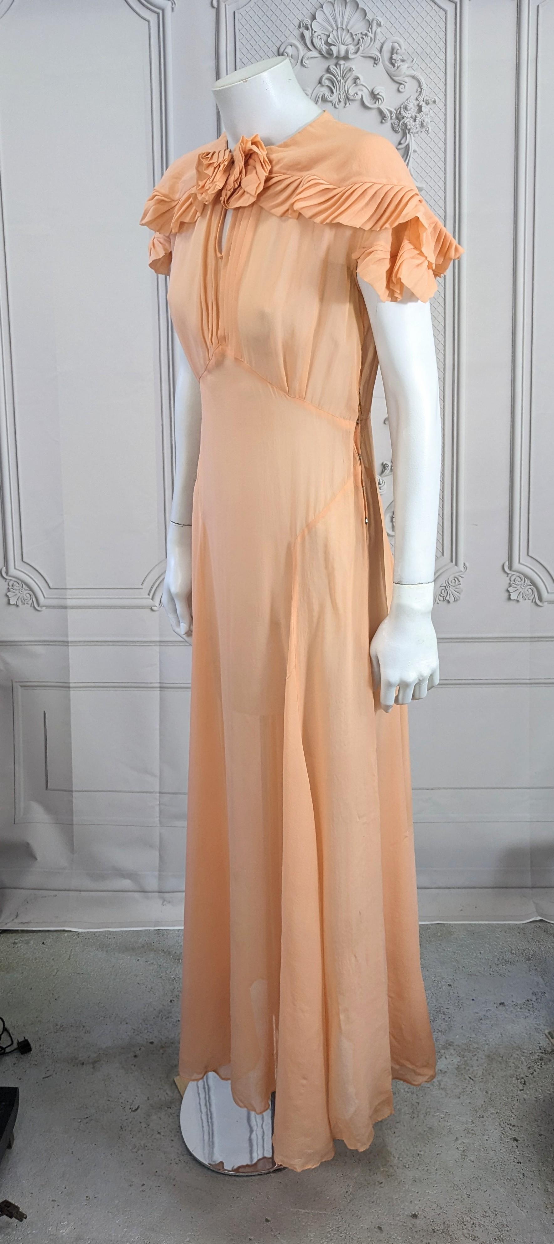 Peach Silk Chiffon Art Deco Pleated Edge Trimmed Gown In Good Condition For Sale In New York, NY