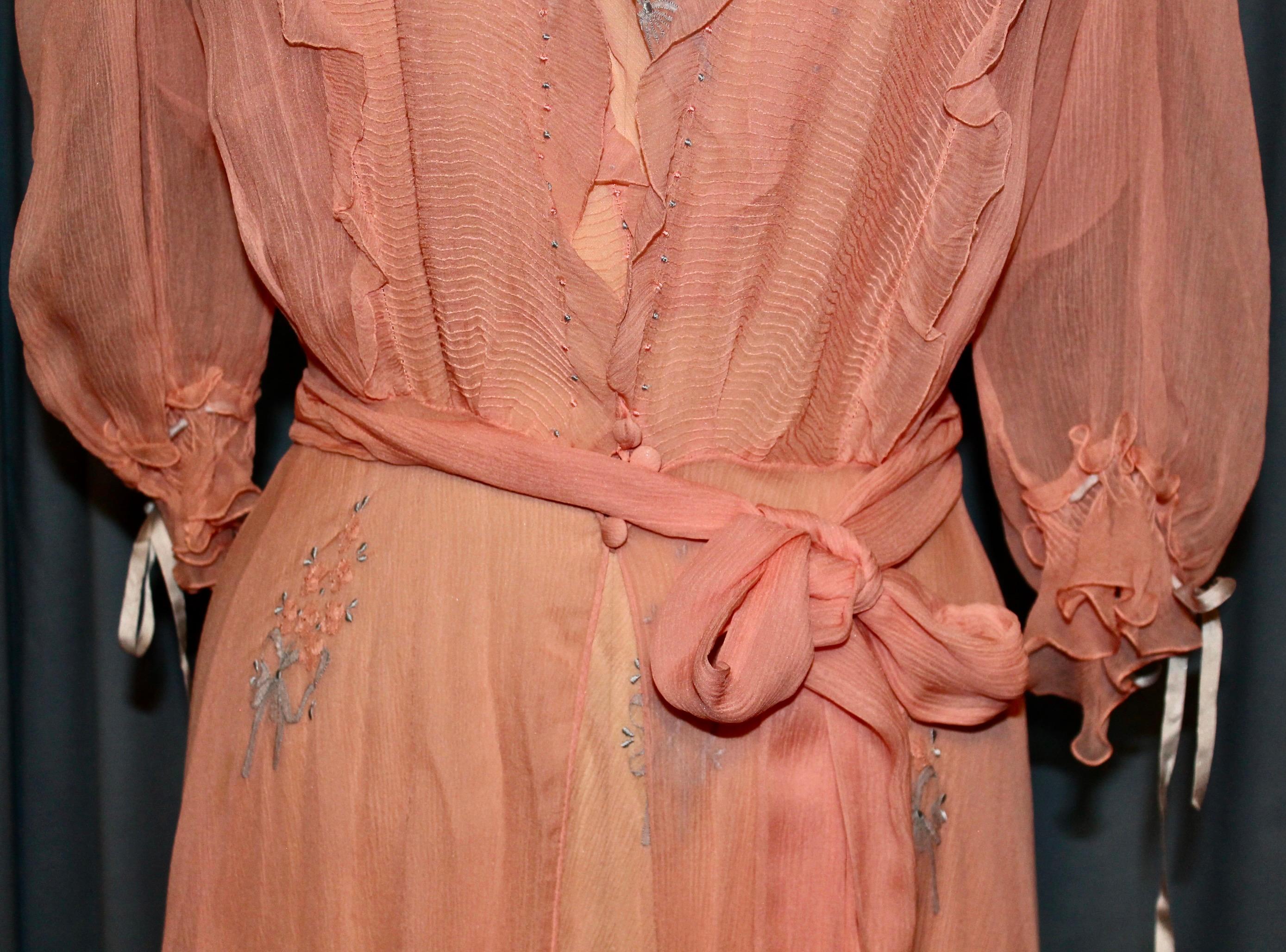 Women's Peach Silk Chiffon Lingerie Ensemble For Sale