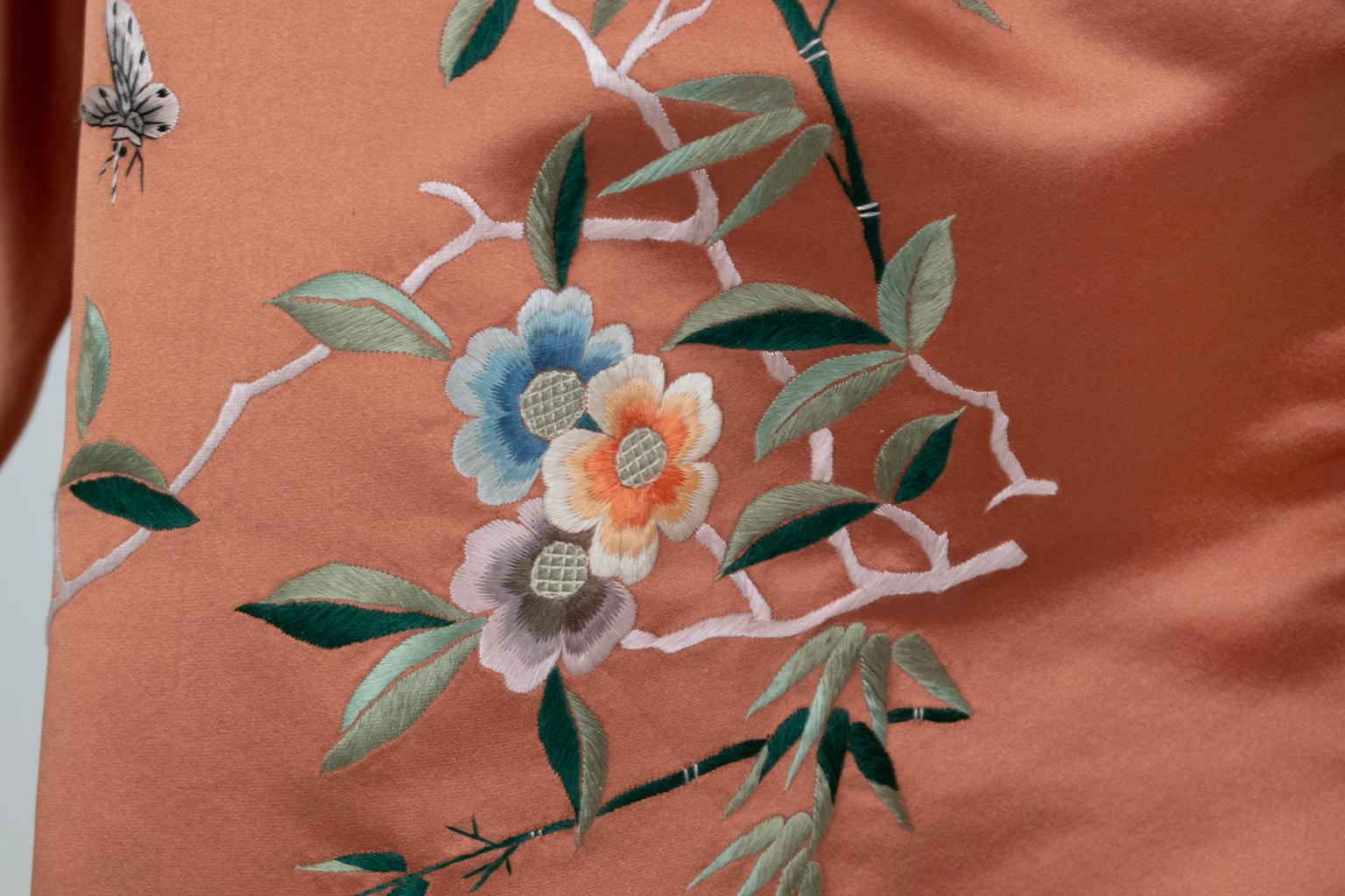 Peach Silk Blossom Butterfly Embroidered Cheongsam Tang Hanfu Jacket – M, 1950s For Sale 6