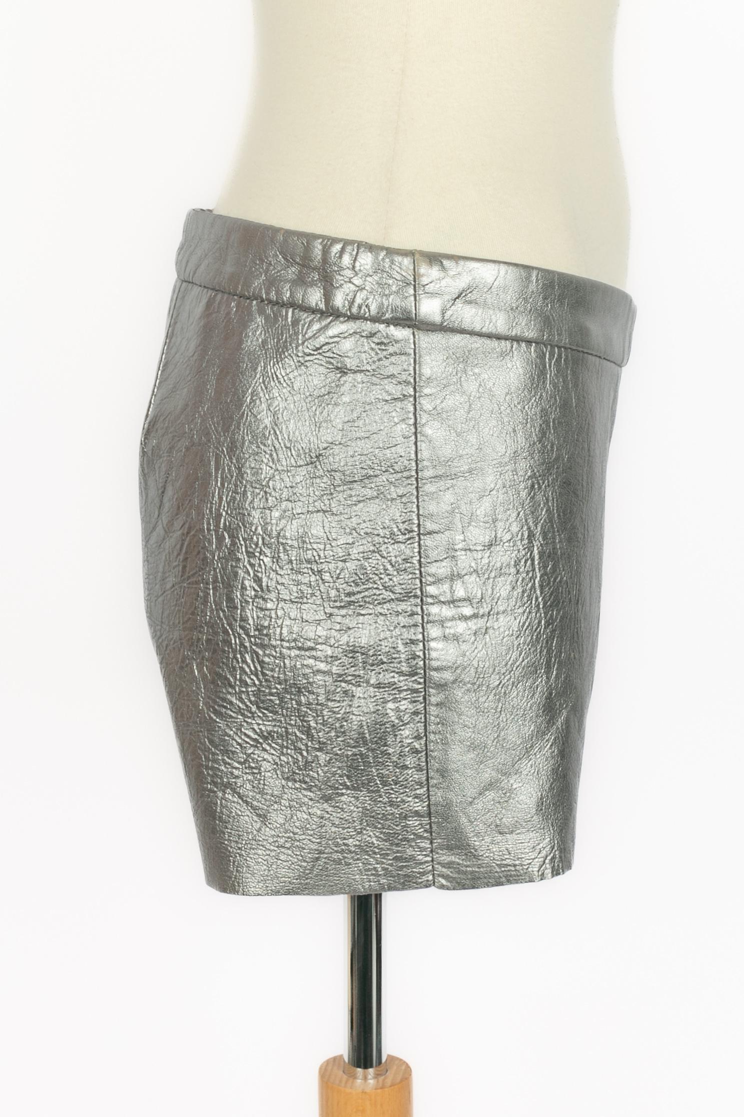 Gris Short en cuir Peachoo + Krejberg en vente