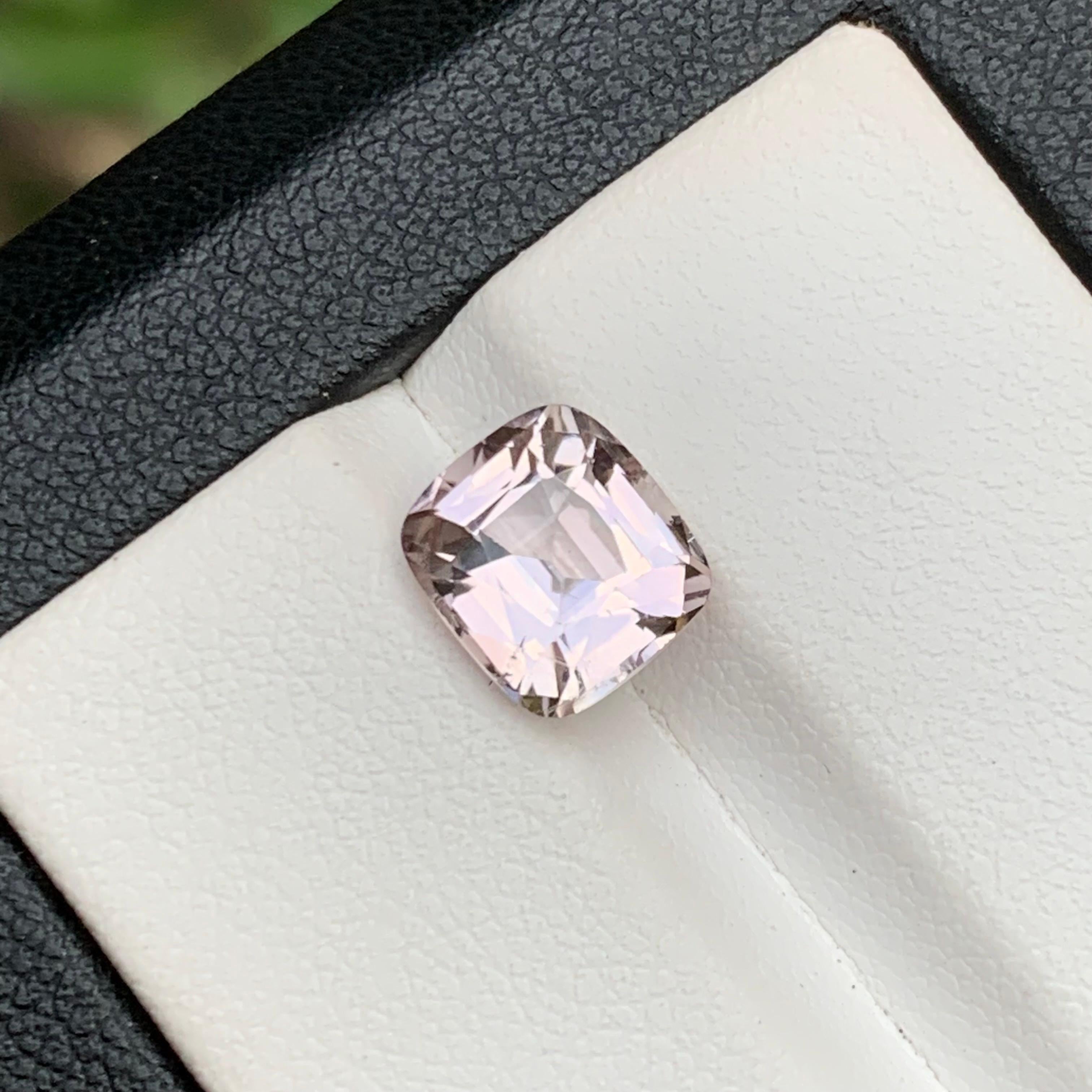 Anillo de turmalina natural tono melocotón, 2,40 ct talla cojín para joyería Corte cojín en venta