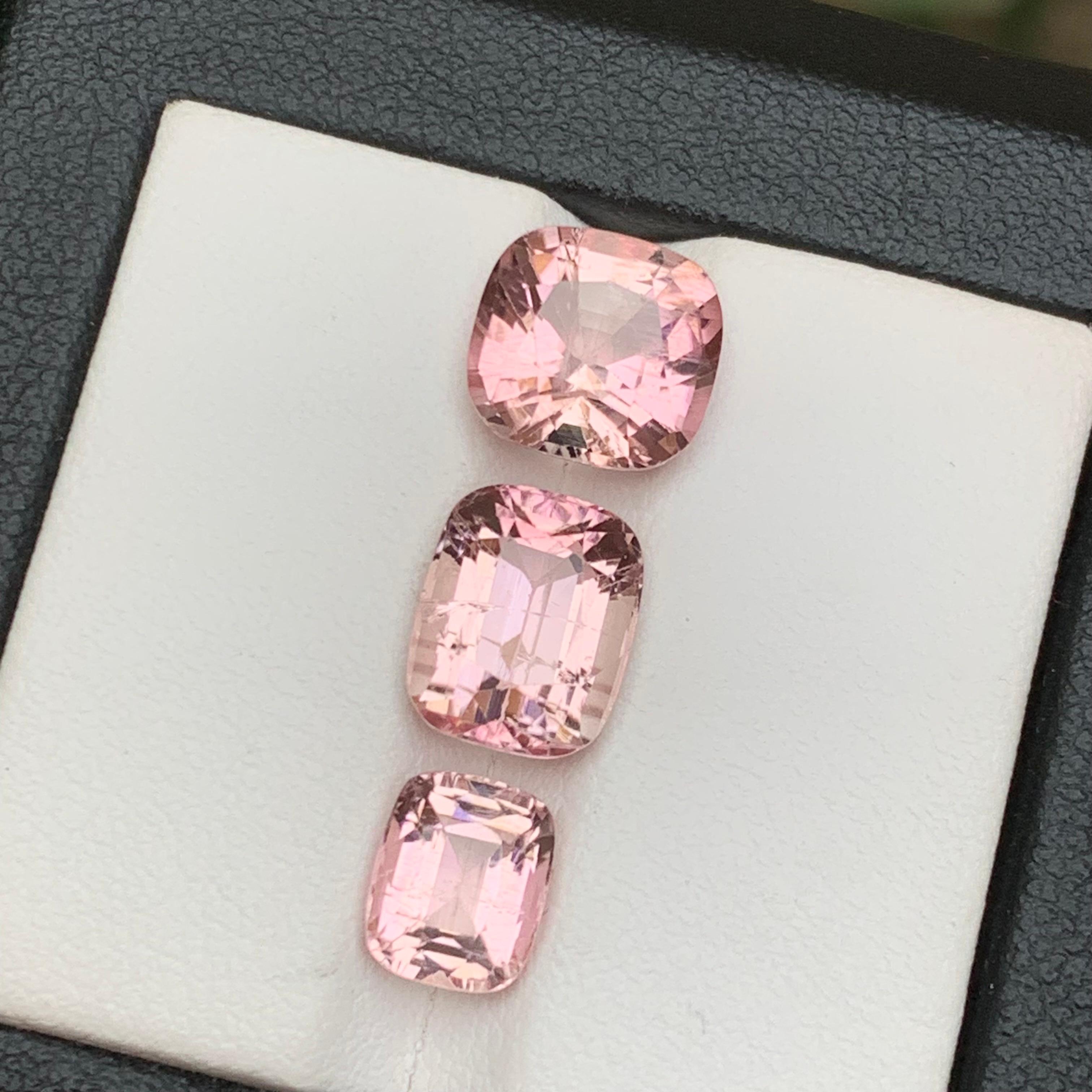 Schmuck mit losen Edelsteinen im Kissenschliff in pfirsichfarbenem, rosafarbenem, natürlichem Turmalin und 8.30 Karat im Angebot 8