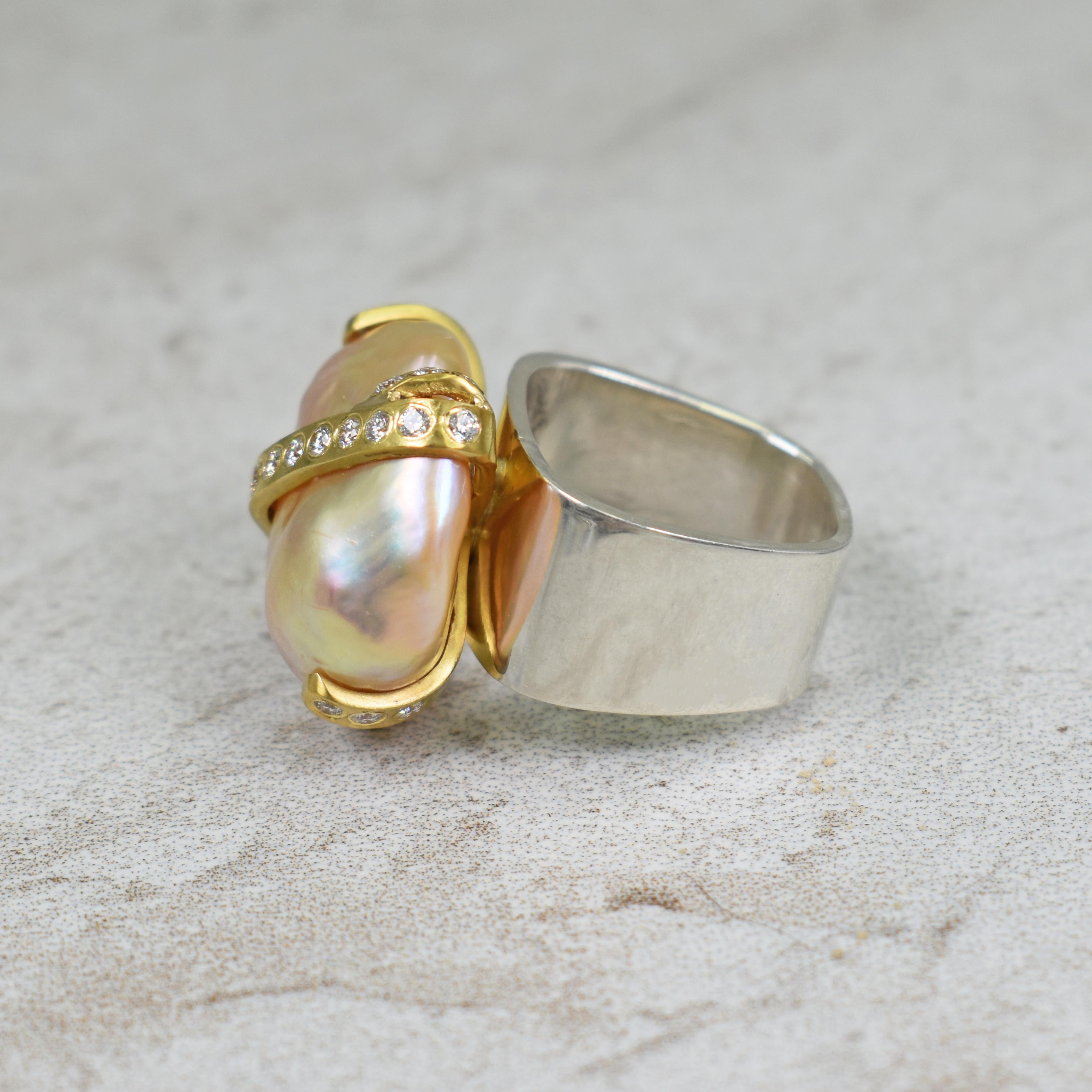 Contemporary Peachy Pink Baroque Pearl with Diamond and 22 Karat Gold Ribbon Cocktail Ring For Sale