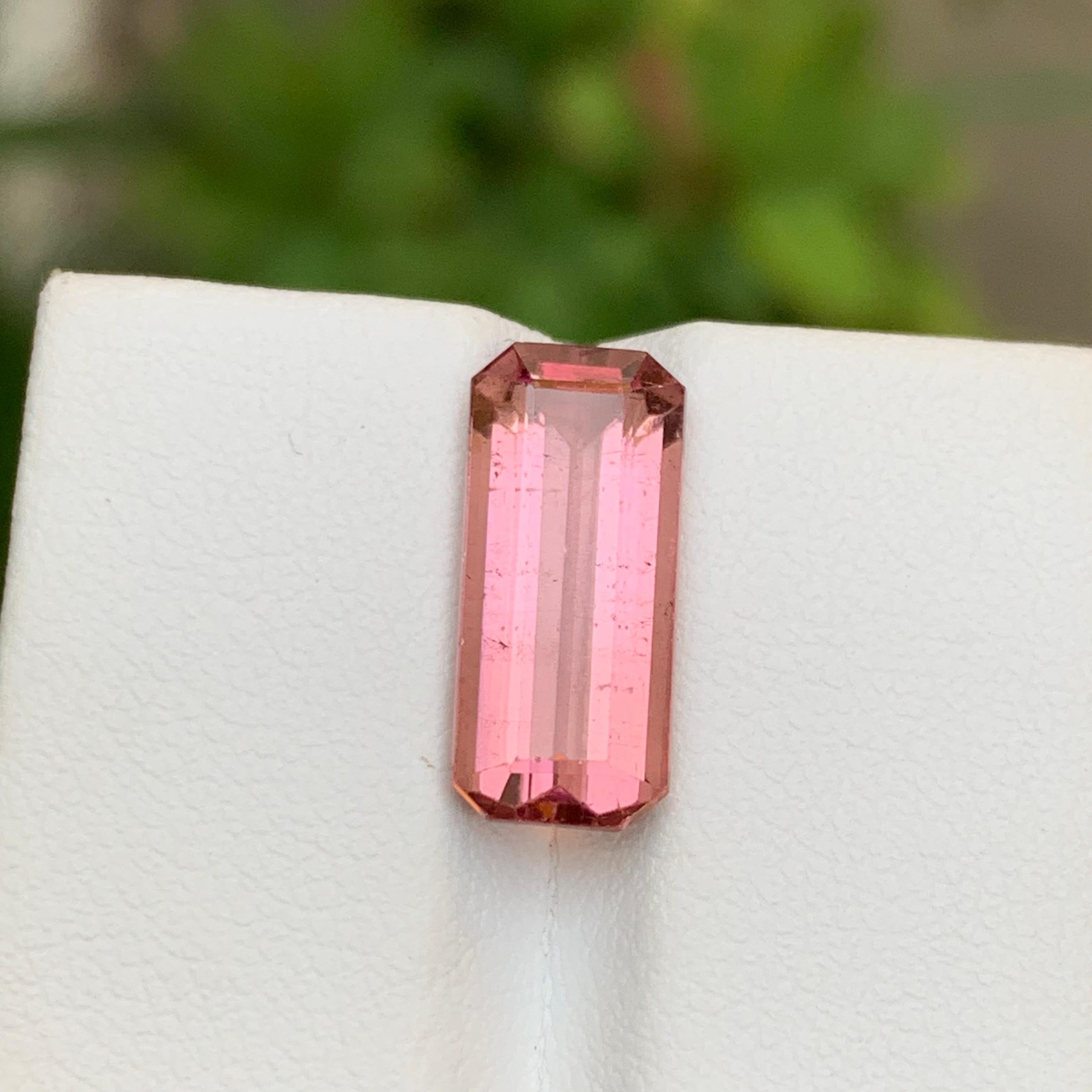 Gema turmalina natural rosa melocotón 5,90 ct talla esmeralda  Anillo Colgante Joya en venta 7