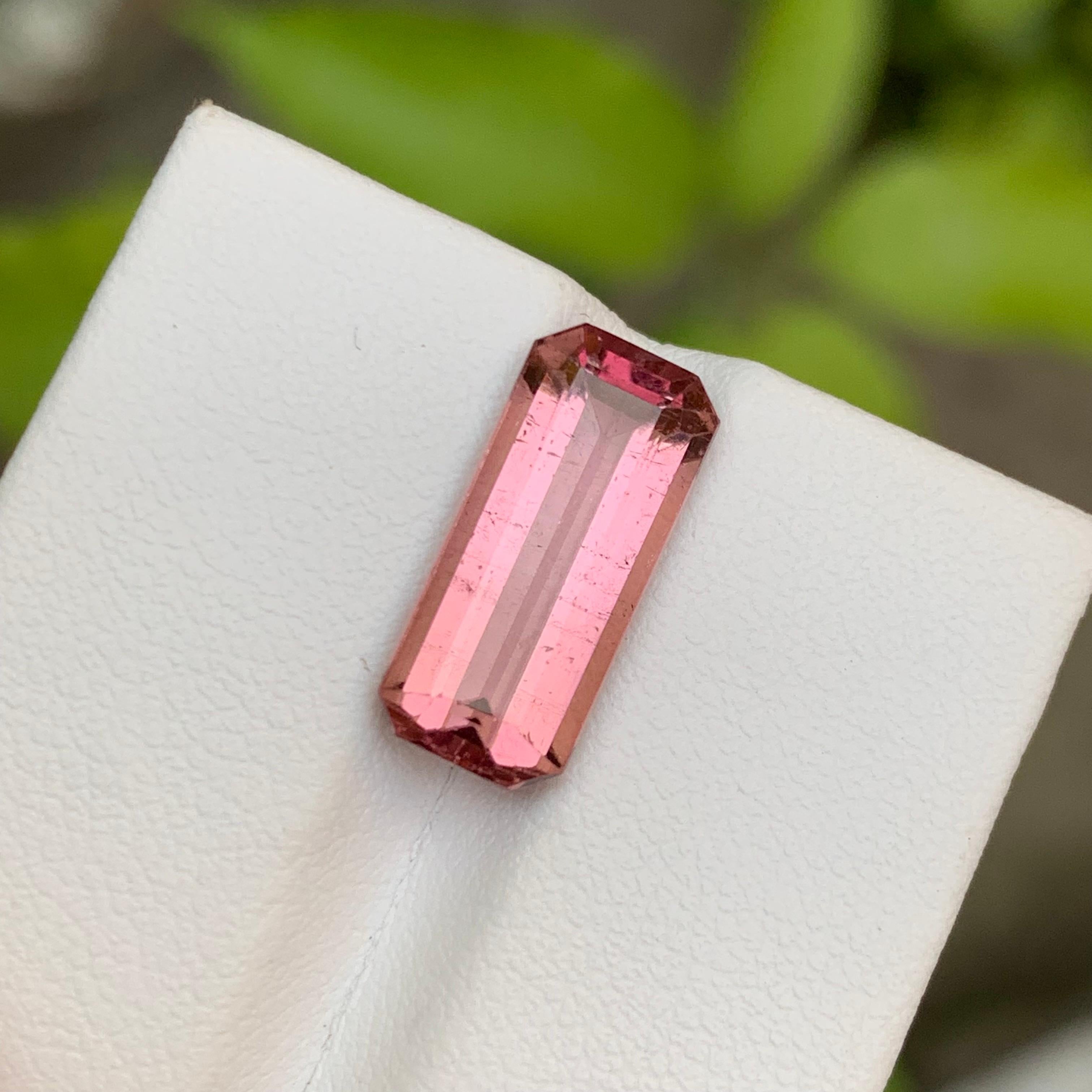 Gema turmalina natural rosa melocotón 5,90 ct talla esmeralda  Anillo Colgante Joya Contemporáneo en venta