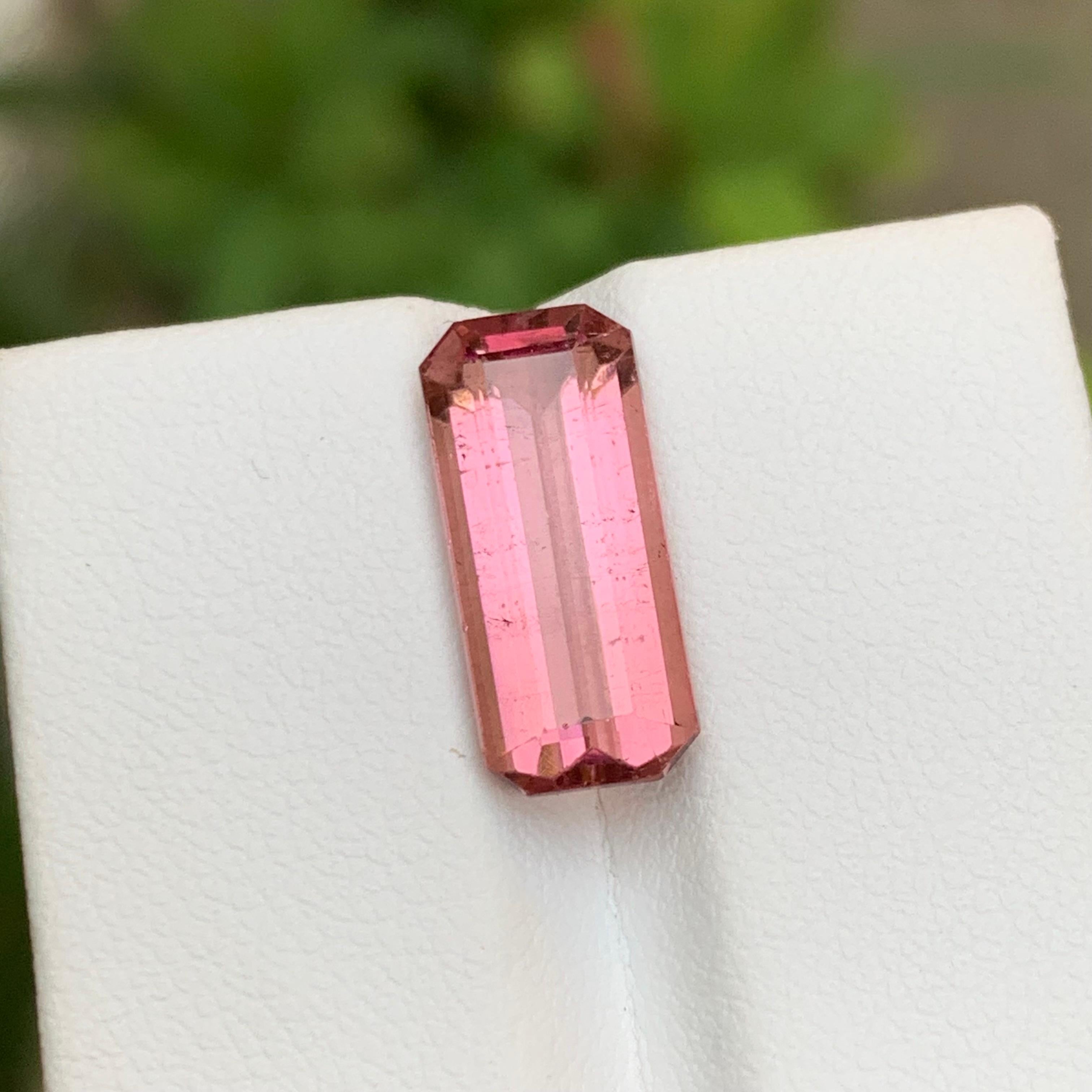Gema turmalina natural rosa melocotón 5,90 ct talla esmeralda  Anillo Colgante Joya Corte esmeralda en venta