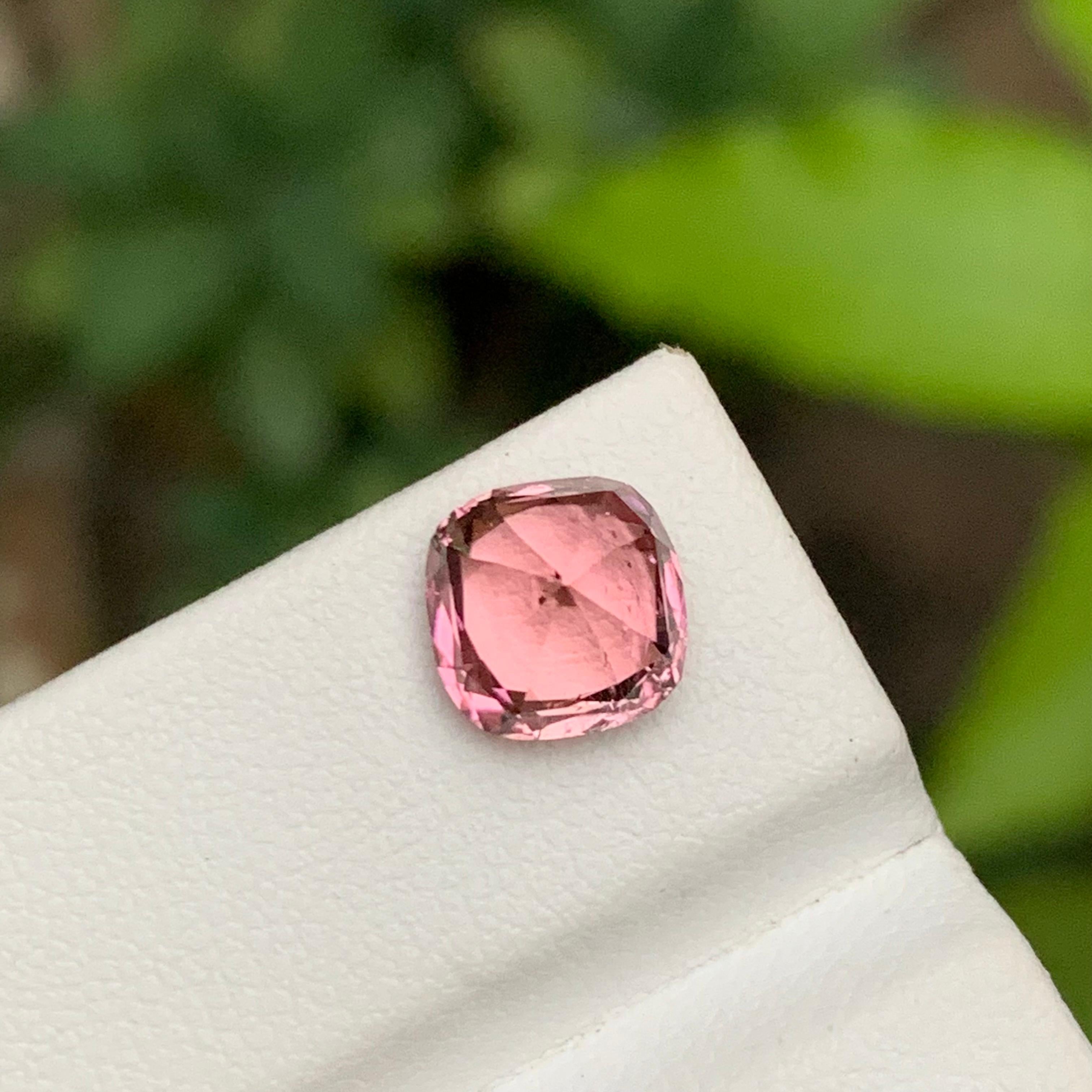 Cushion Cut Peachy Pink Natural Tourmaline Ring Gemstone 2.65 Ct Square Cushion for Jewelry For Sale