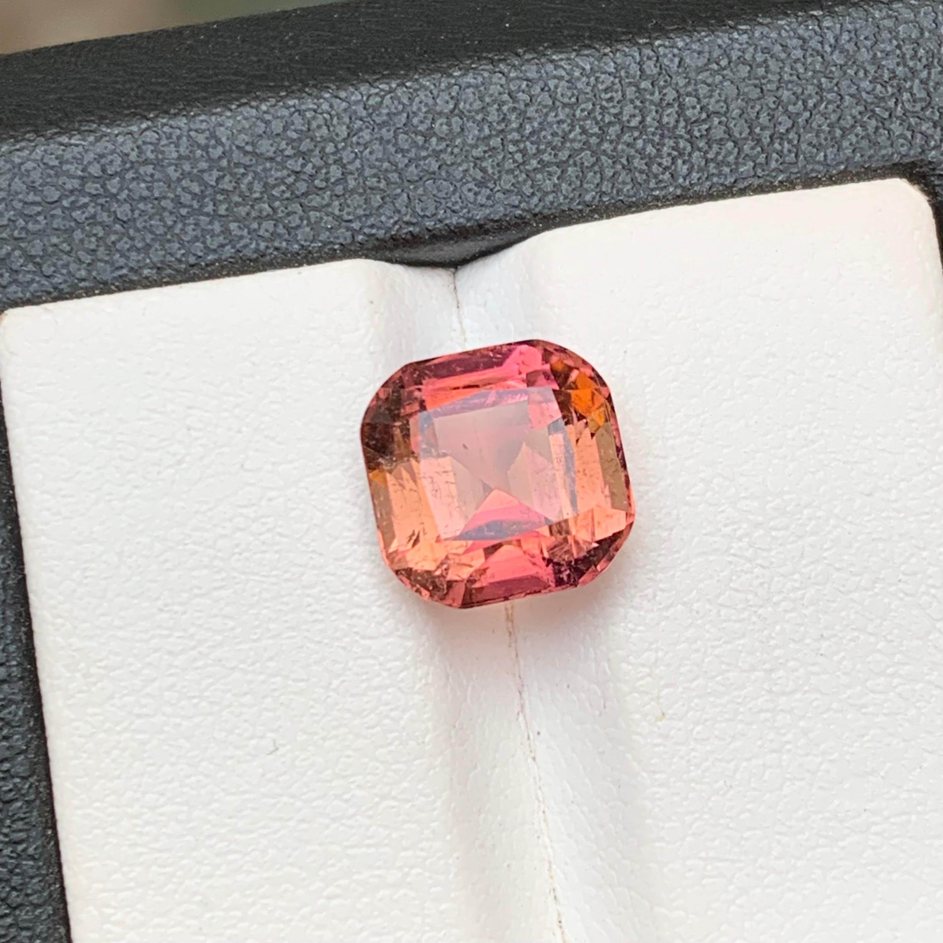Contemporary Peachy Pink Natural Tourmaline Ring Loose Gemstone 4.70 Ct Cushion Cut-Jewelry For Sale