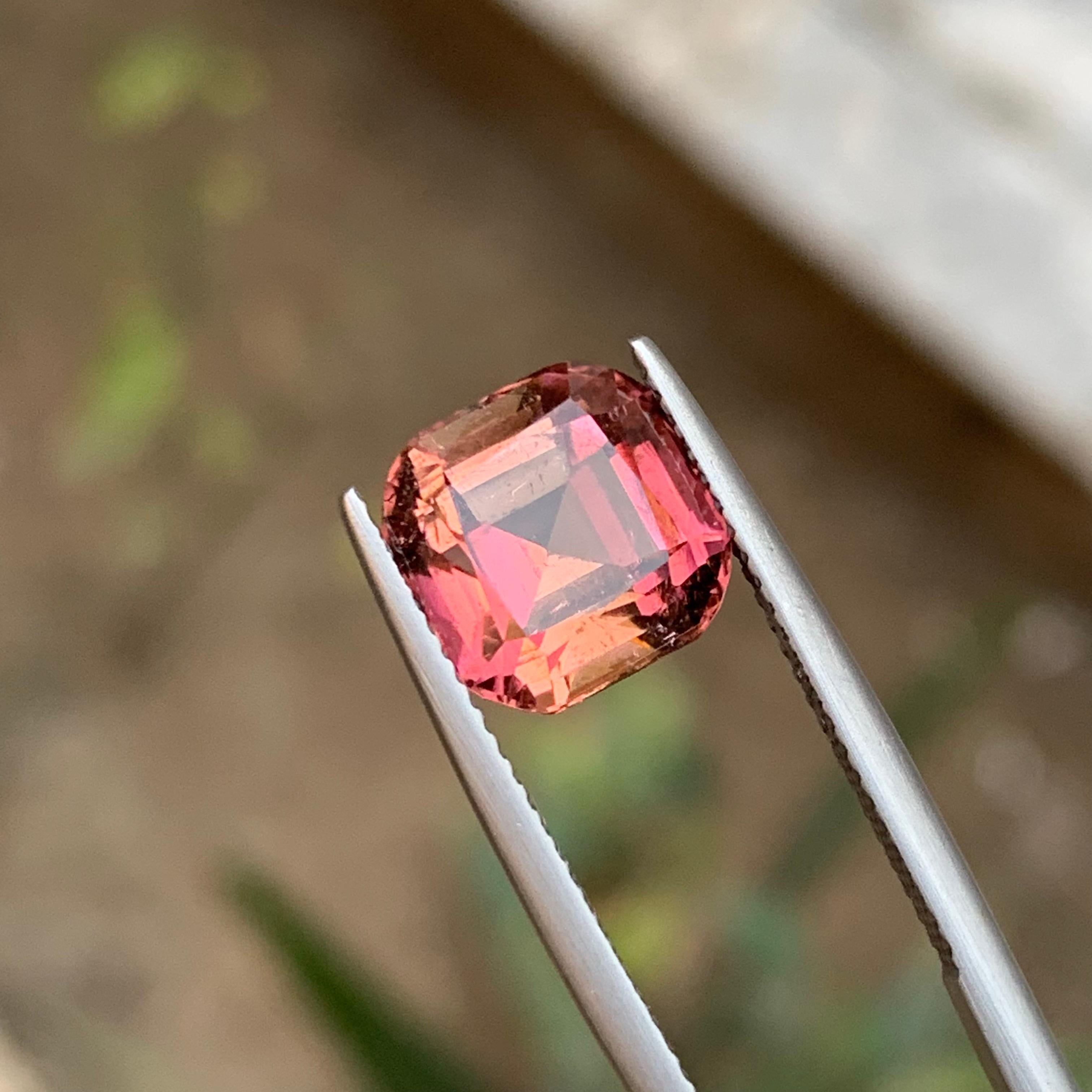 Women's or Men's Peachy Pink Natural Tourmaline Ring Loose Gemstone 4.70 Ct Cushion Cut-Jewelry For Sale
