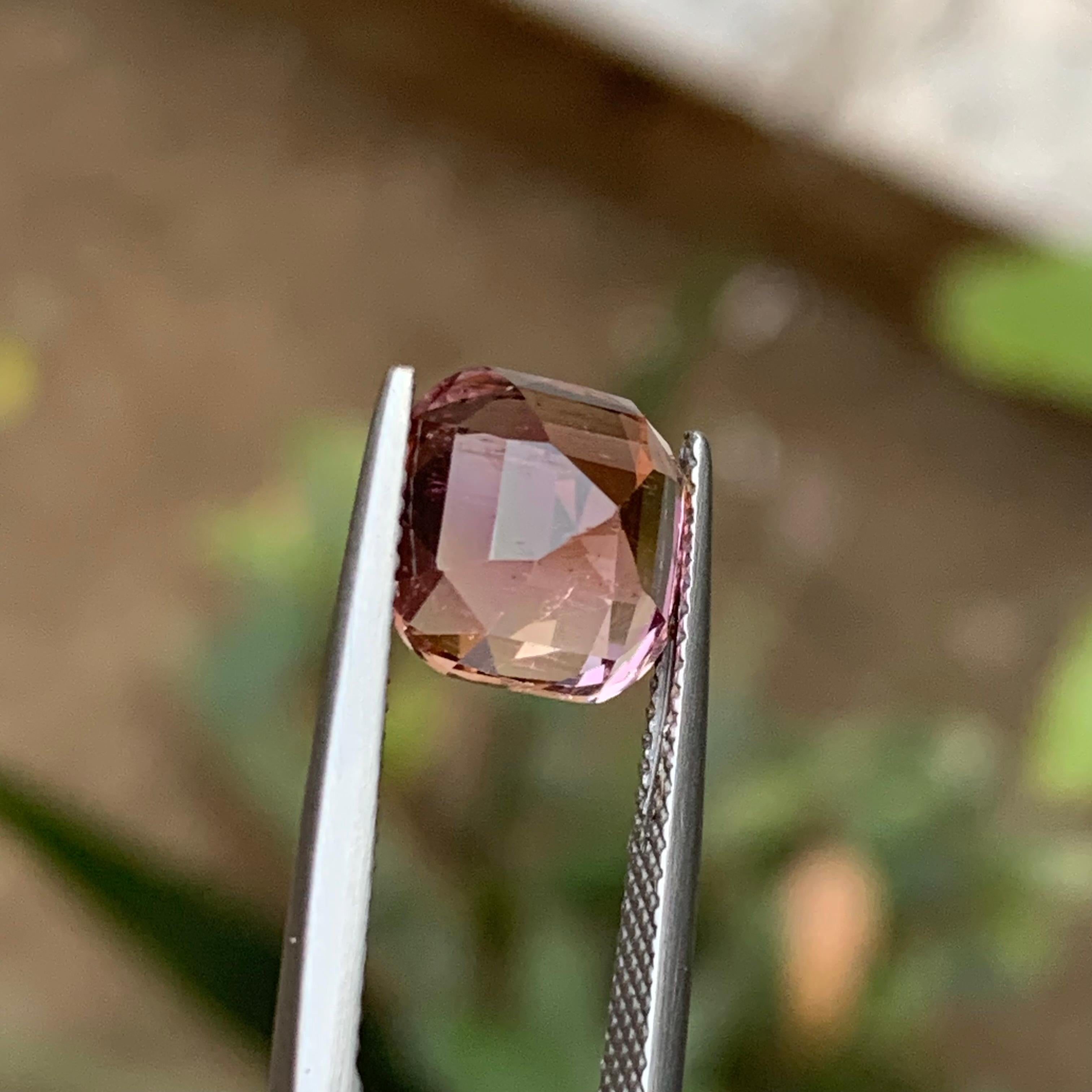 Peachy Pink Natural Tourmaline Ring Loose Gemstone 4.70 Ct Cushion Cut-Jewelry For Sale 3