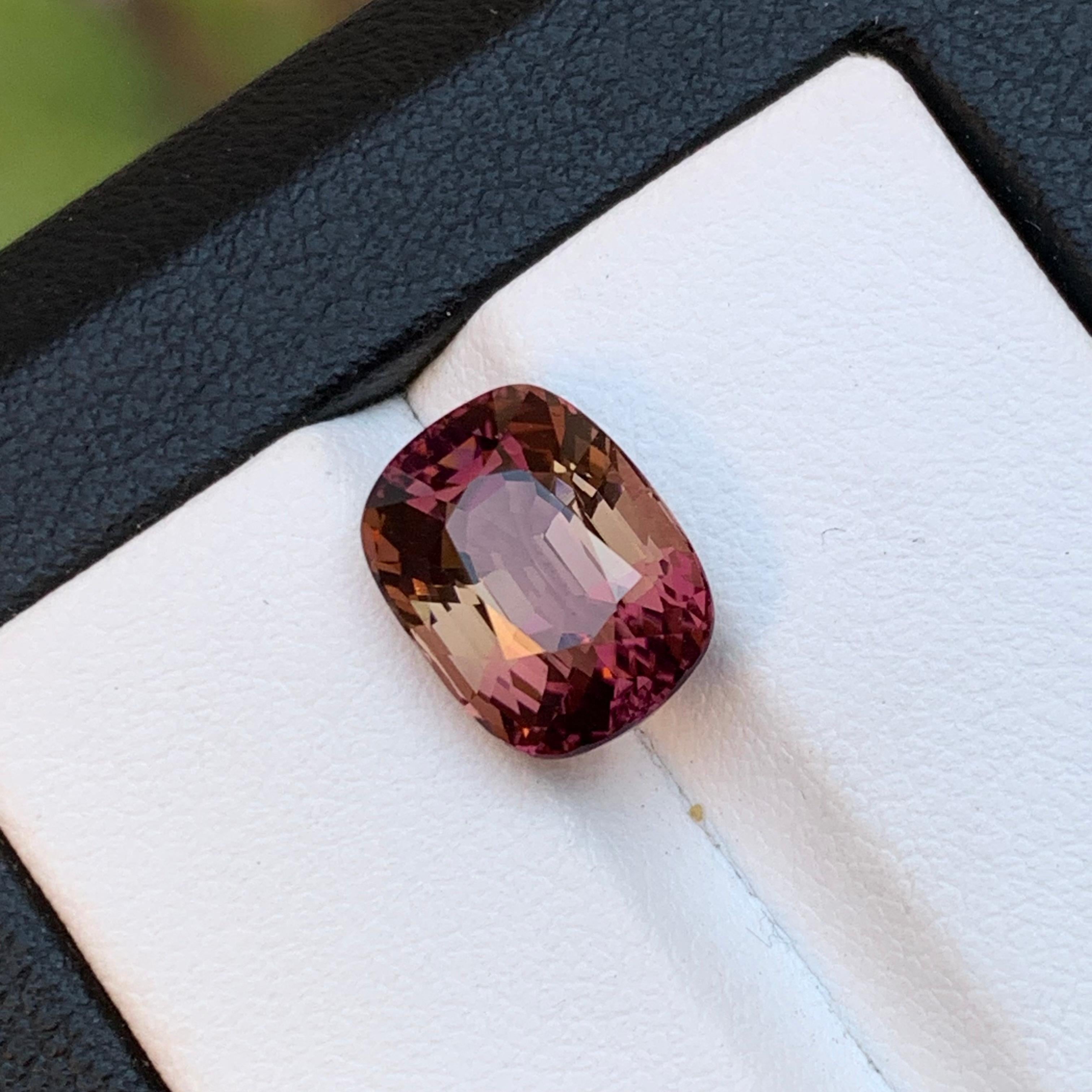 Peachy Pink Natural Tourmaline Ring Loose Gemstone 5.25 Ct Cushion Cut-Jewelry In New Condition For Sale In Peshawar, PK