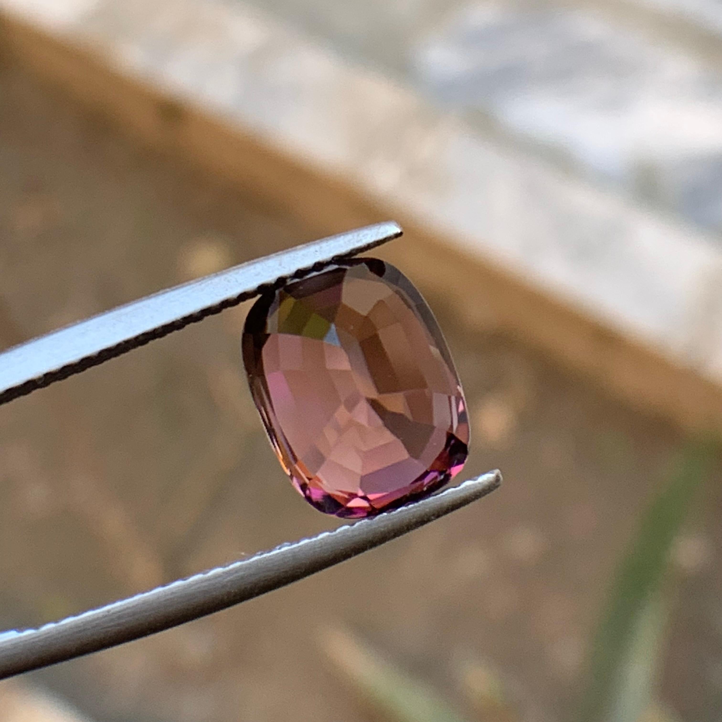 Peachy Pink Natural Tourmaline Ring Loose Gemstone 5.25 Ct Cushion Cut-Jewelry For Sale 3