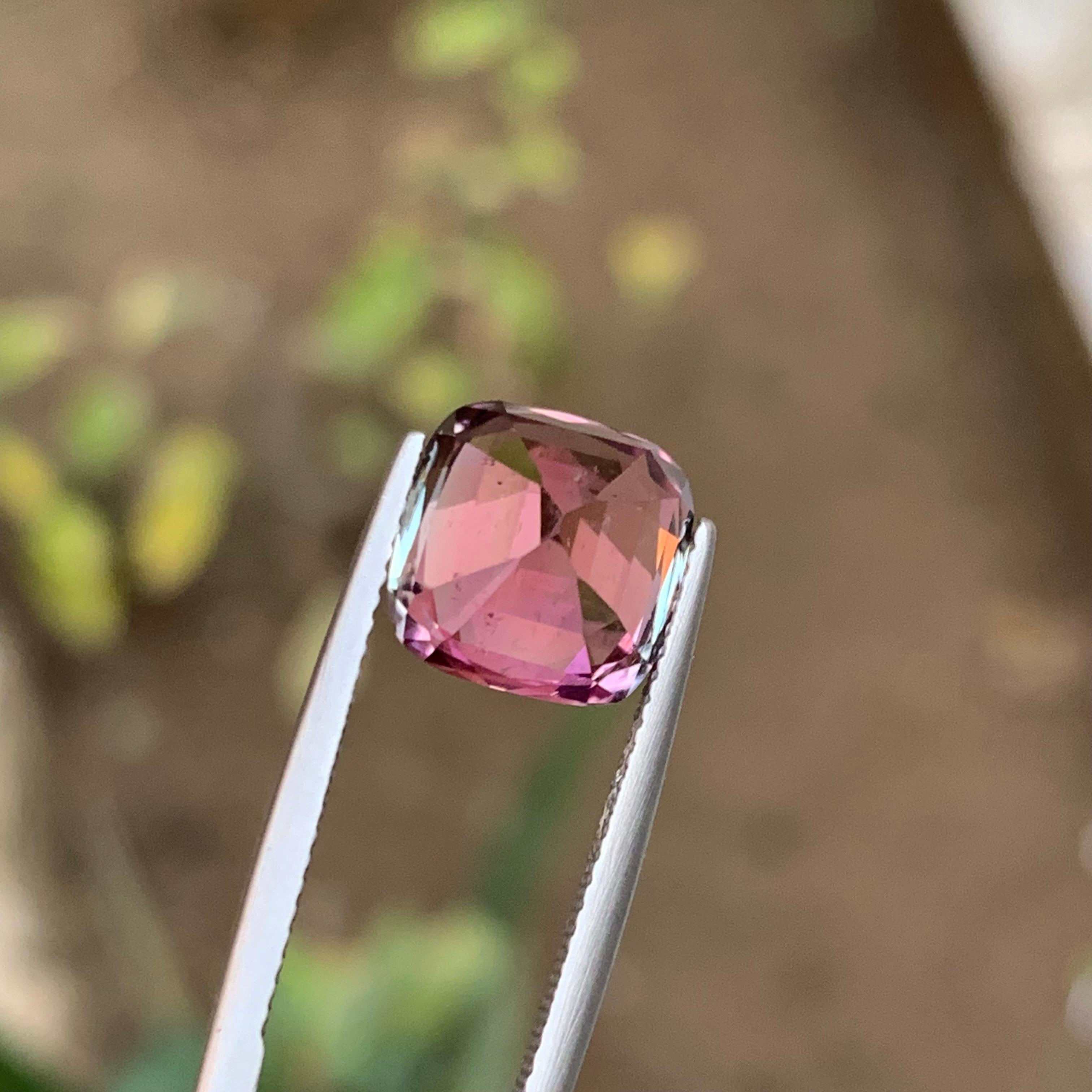 Anello con tormalina naturale rosa pesca, gemma sciolta da 5.45 carati con taglio a cuscino - Gioielli in vendita 5