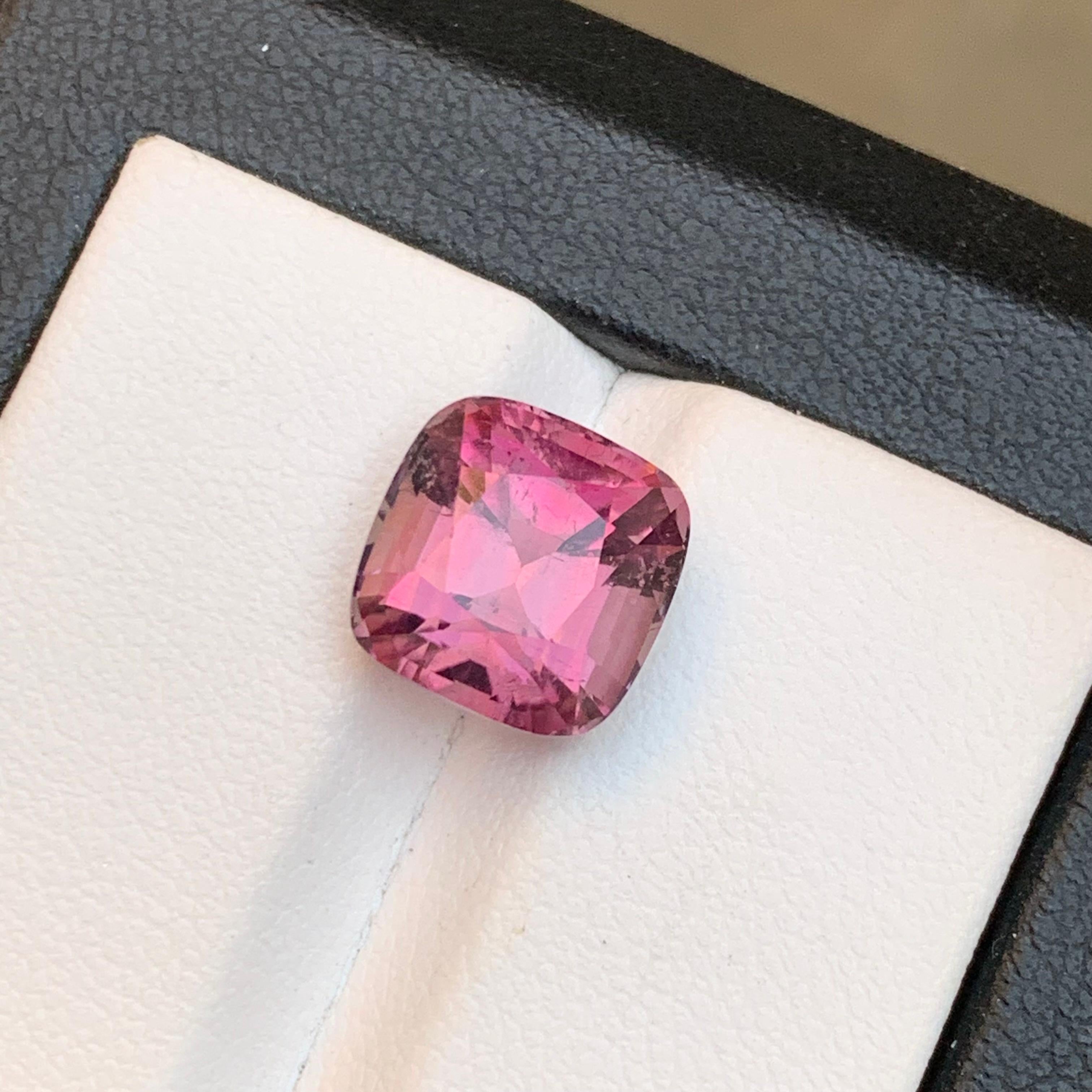 Taglio cuscino Anello con tormalina naturale rosa pesca, gemma sciolta da 5.45 carati con taglio a cuscino - Gioielli in vendita