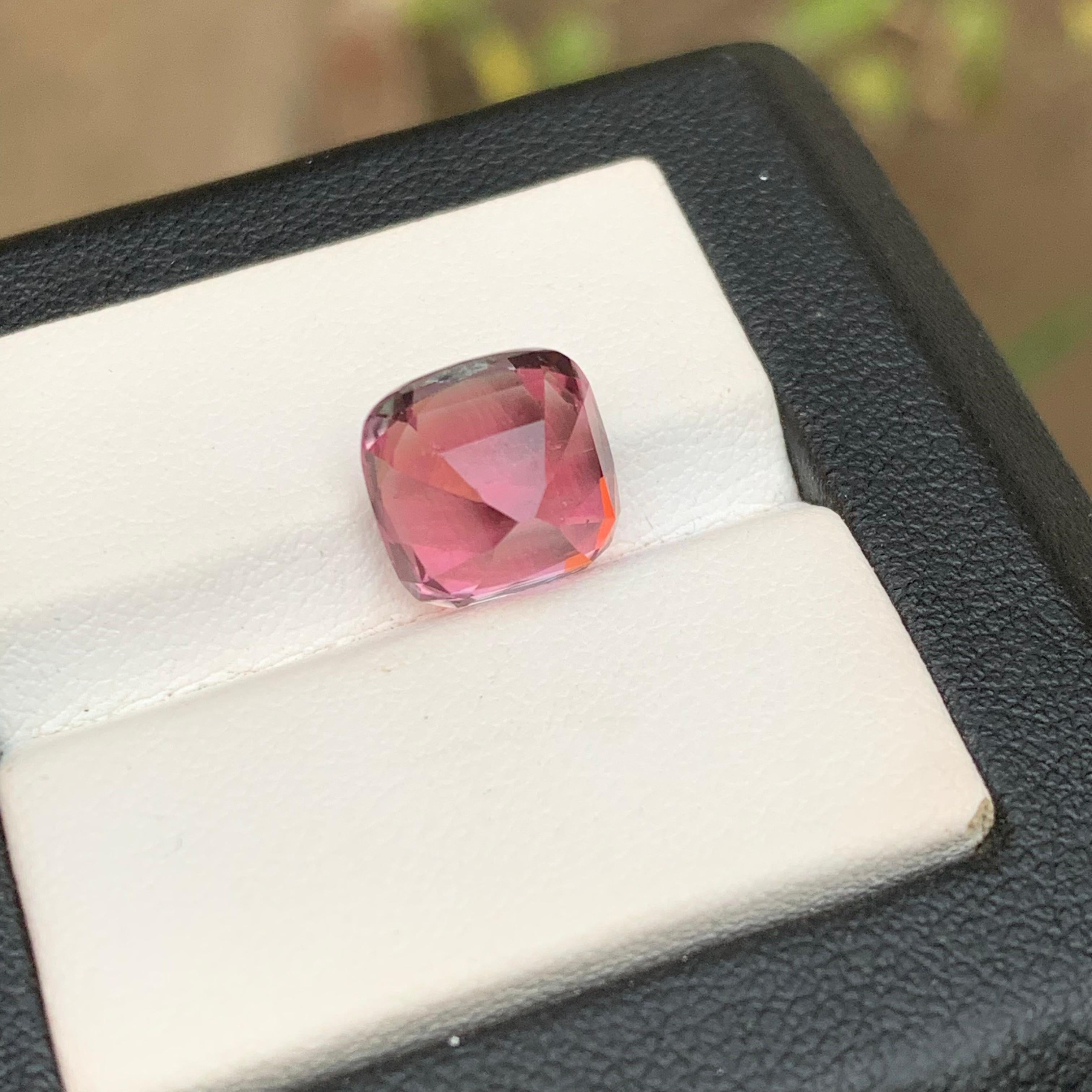 Anello con tormalina naturale rosa pesca, gemma sciolta da 5.45 carati con taglio a cuscino - Gioielli in vendita 2