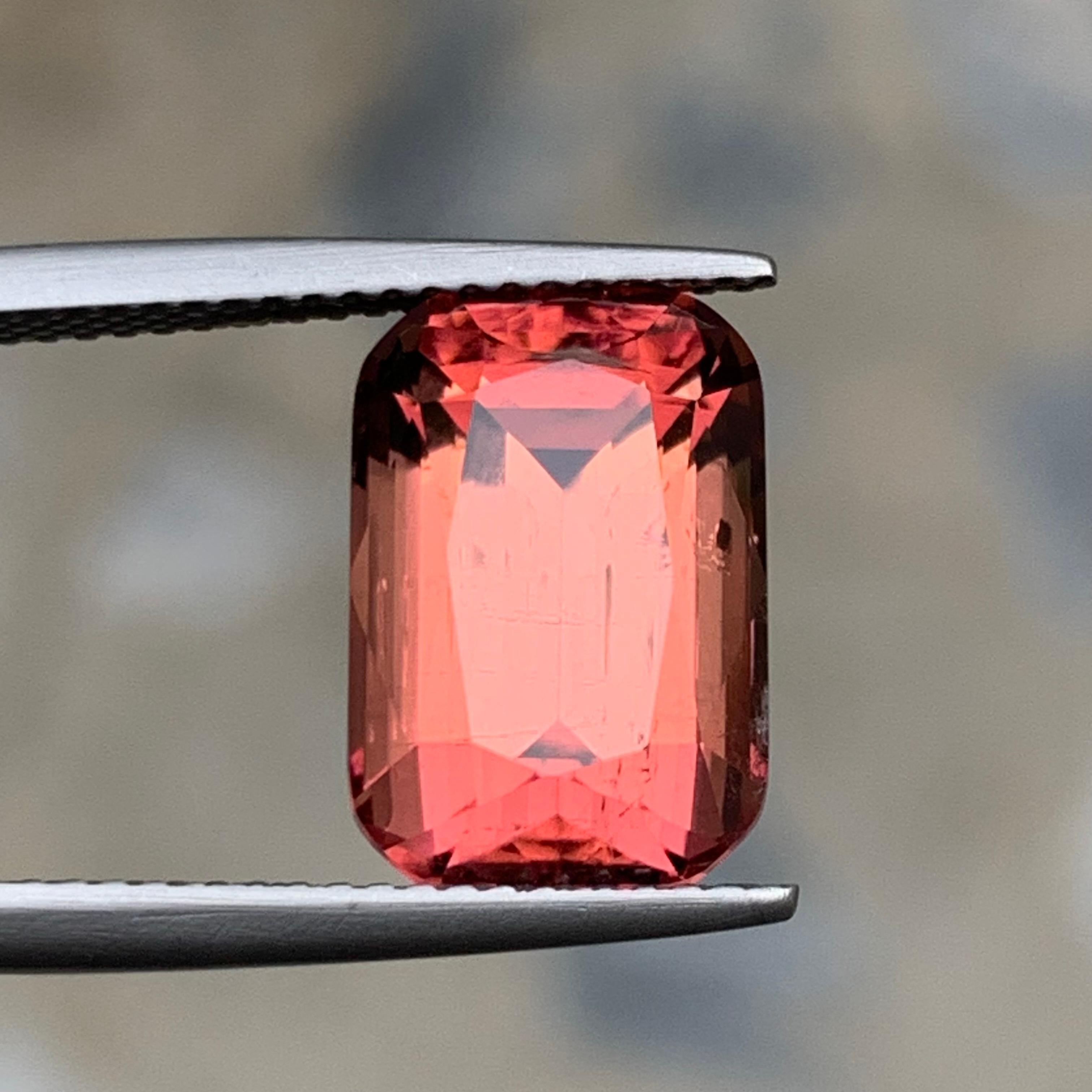 Bague en tourmaline naturelle rose pêche, pierre précieuse non sertie, taille coussin 7,05 carats en vente 1