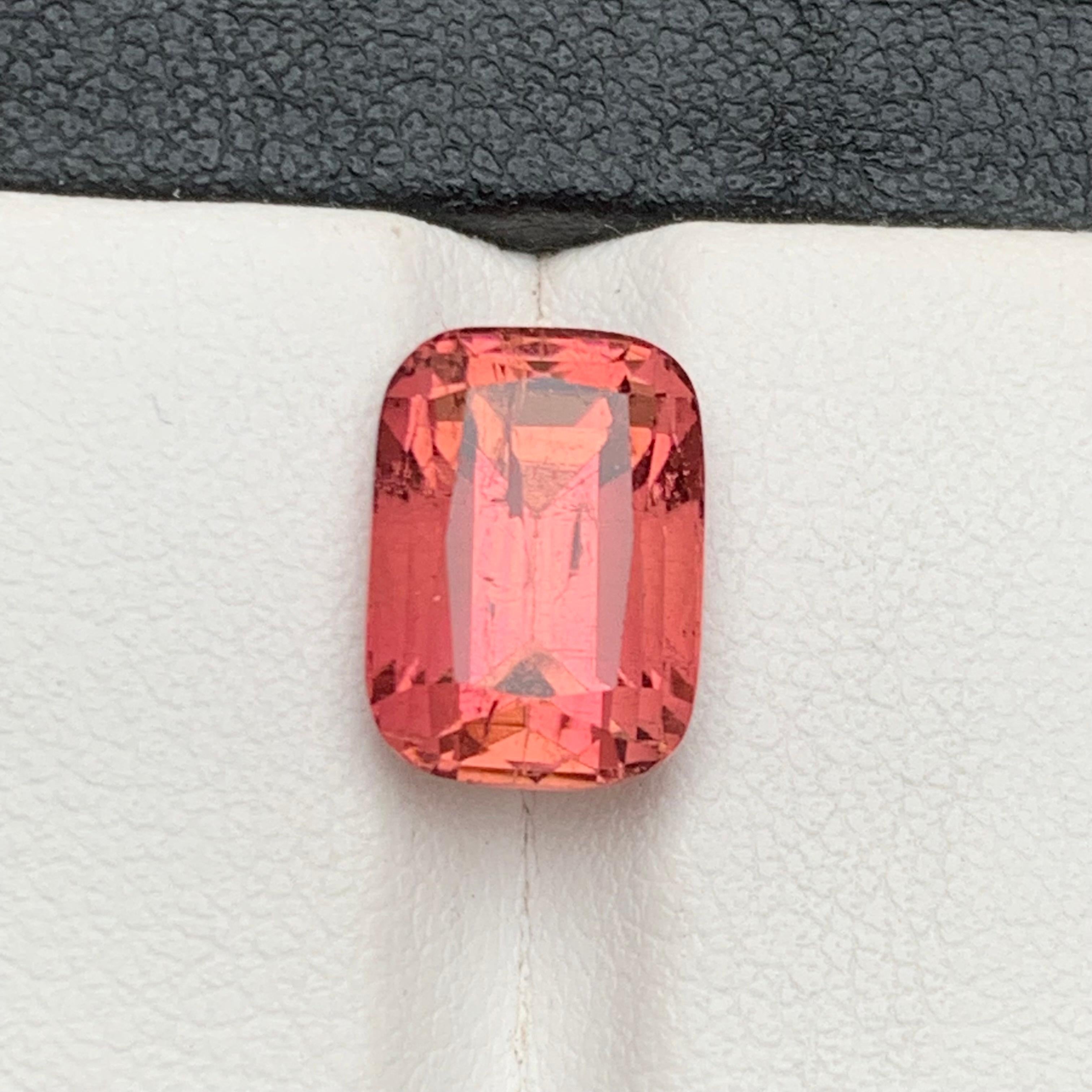Contemporaneo Anello con tormalina naturale rosa pesca, ciondolo, gemma sciolta 5,25 CT taglio cuscino in vendita
