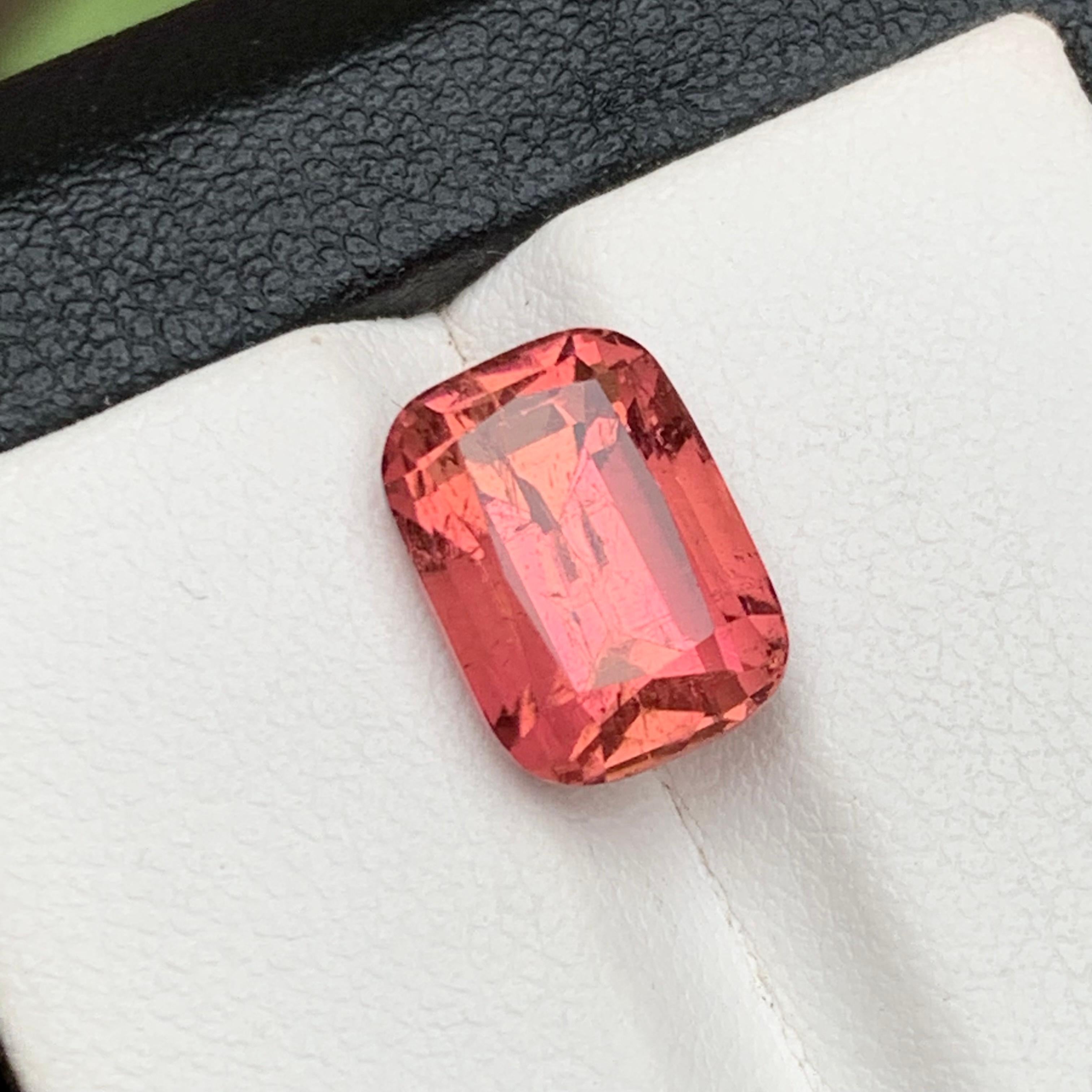 Taglio cuscino Anello con tormalina naturale rosa pesca, ciondolo, gemma sciolta 5,25 CT taglio cuscino in vendita