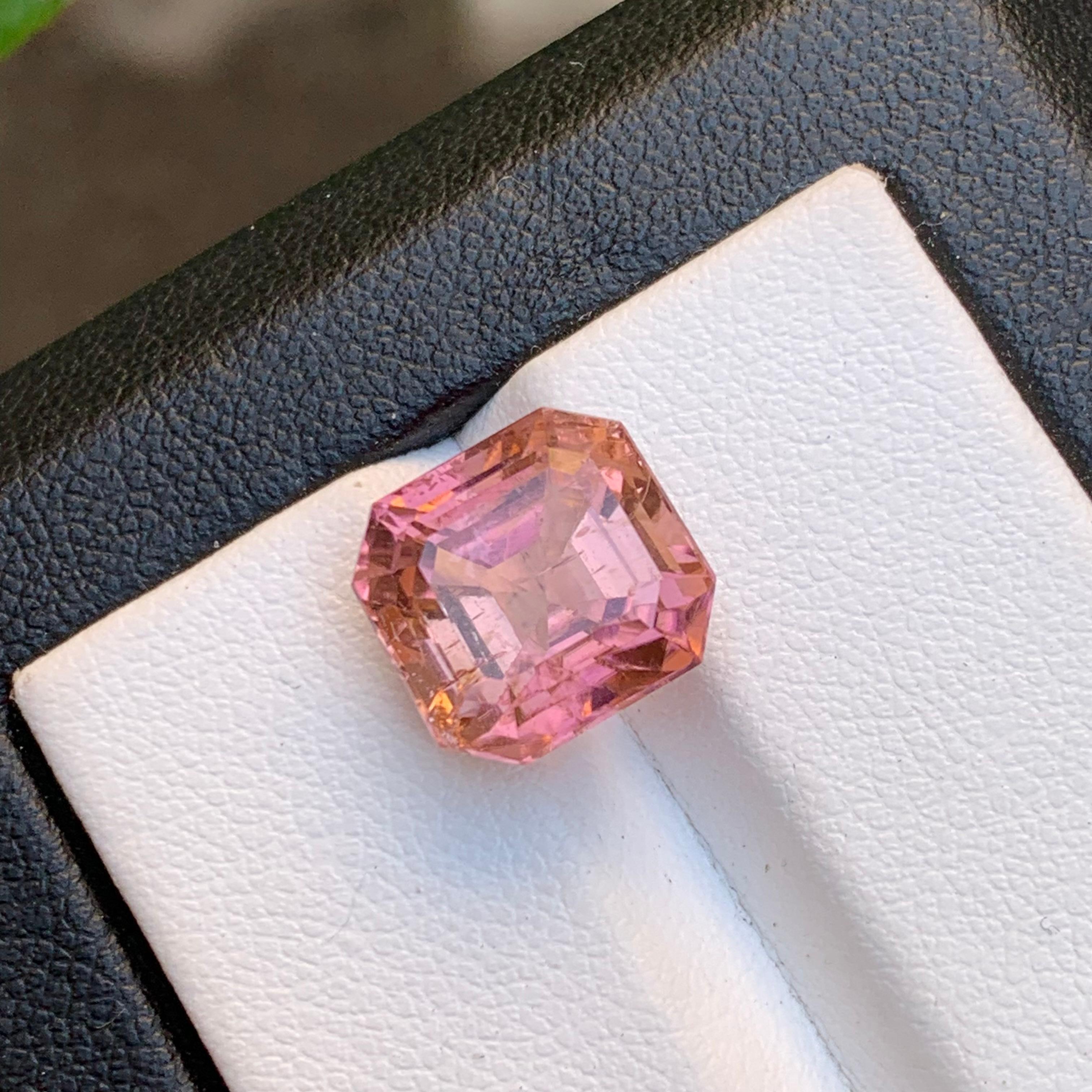Anello con tormalina naturale rosa pesca, ciondolo con gemma sciolta da 7,05 carati con taglio Asscher in vendita 4