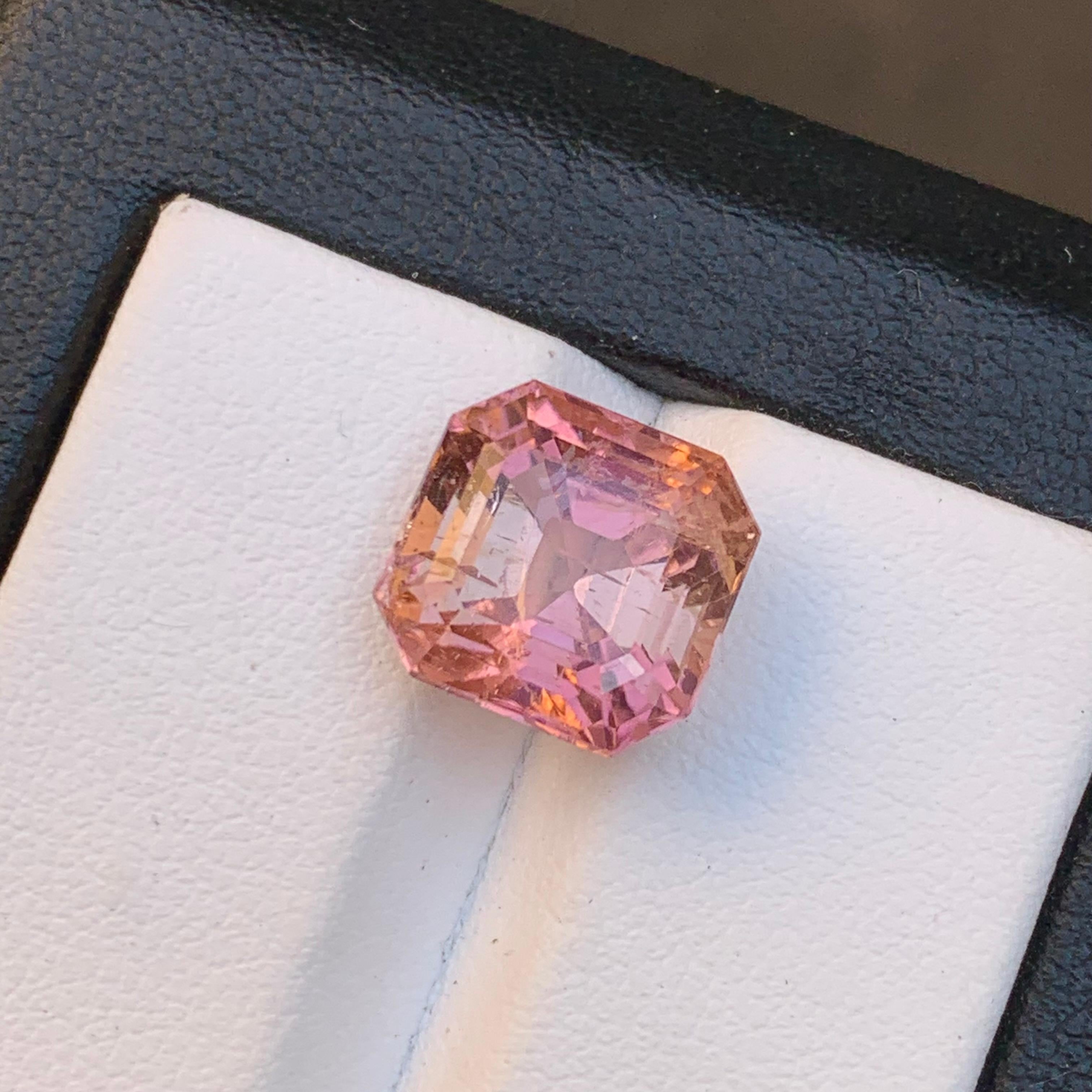 Taglio Asscher Anello con tormalina naturale rosa pesca, ciondolo con gemma sciolta da 7,05 carati con taglio Asscher in vendita