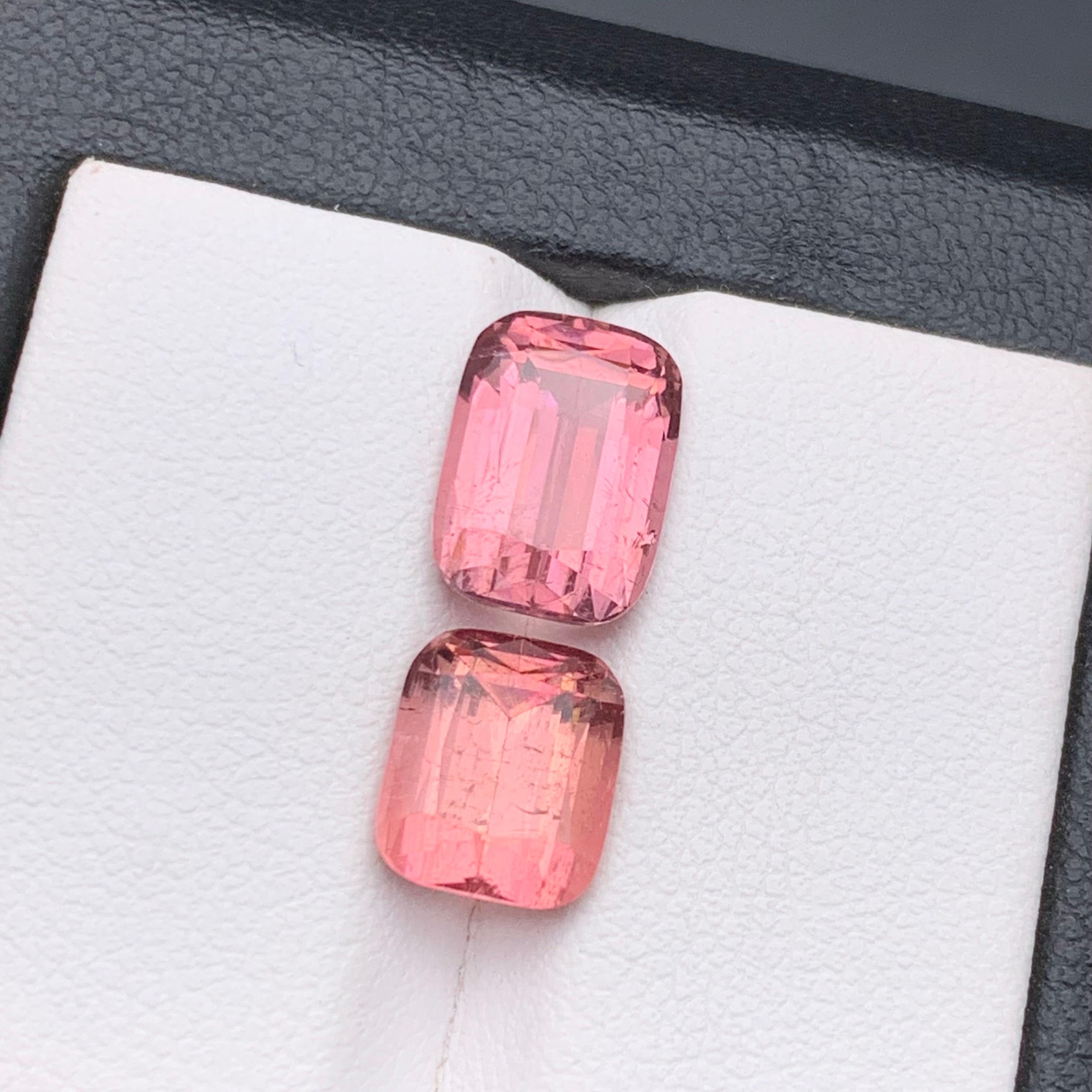 Anello con tormalina naturale rosa pesca, ciondolo con gemme sciolte 6,05 carati taglio cuscino in vendita 6