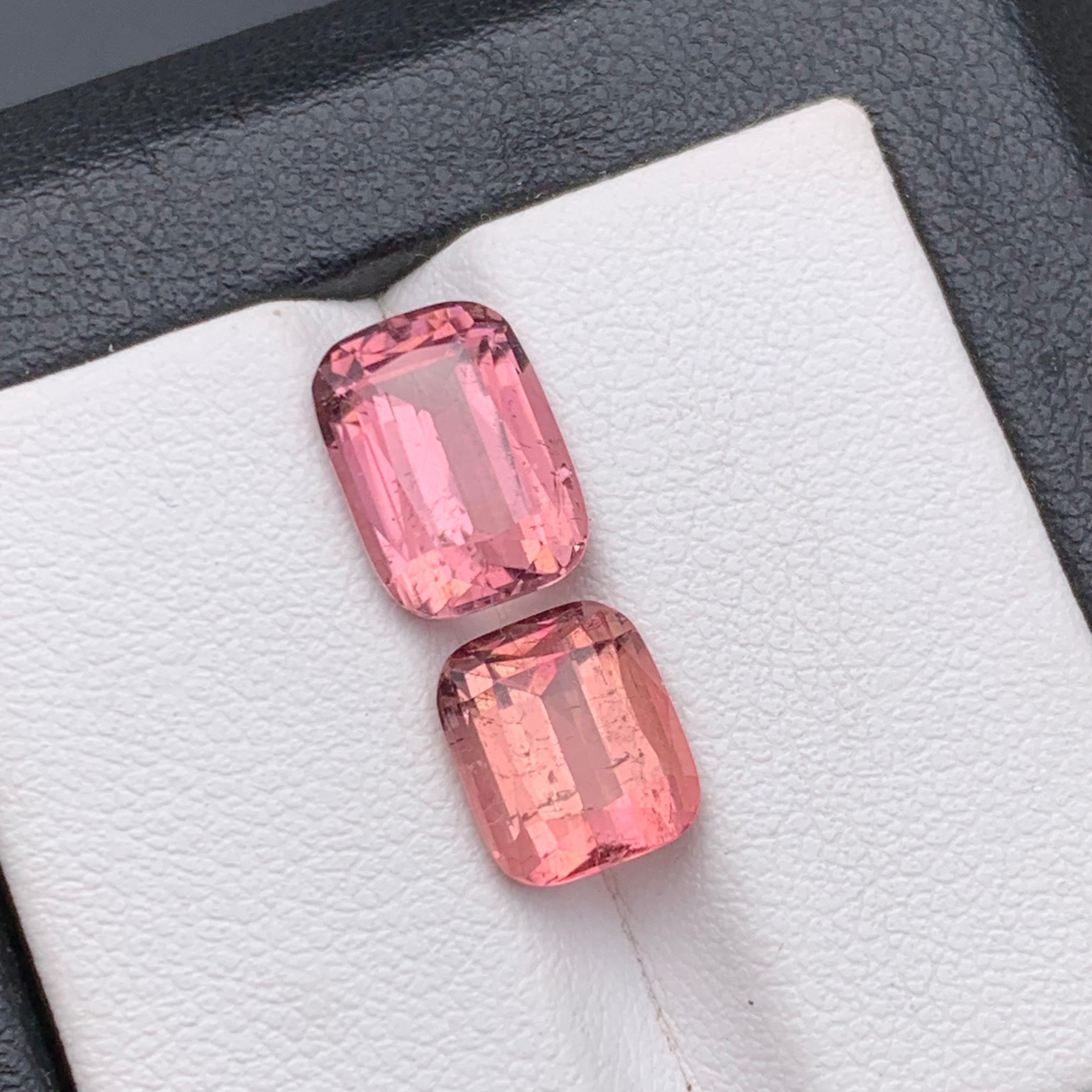 Anello con tormalina naturale rosa pesca, ciondolo con gemme sciolte 6,05 carati taglio cuscino in vendita 3