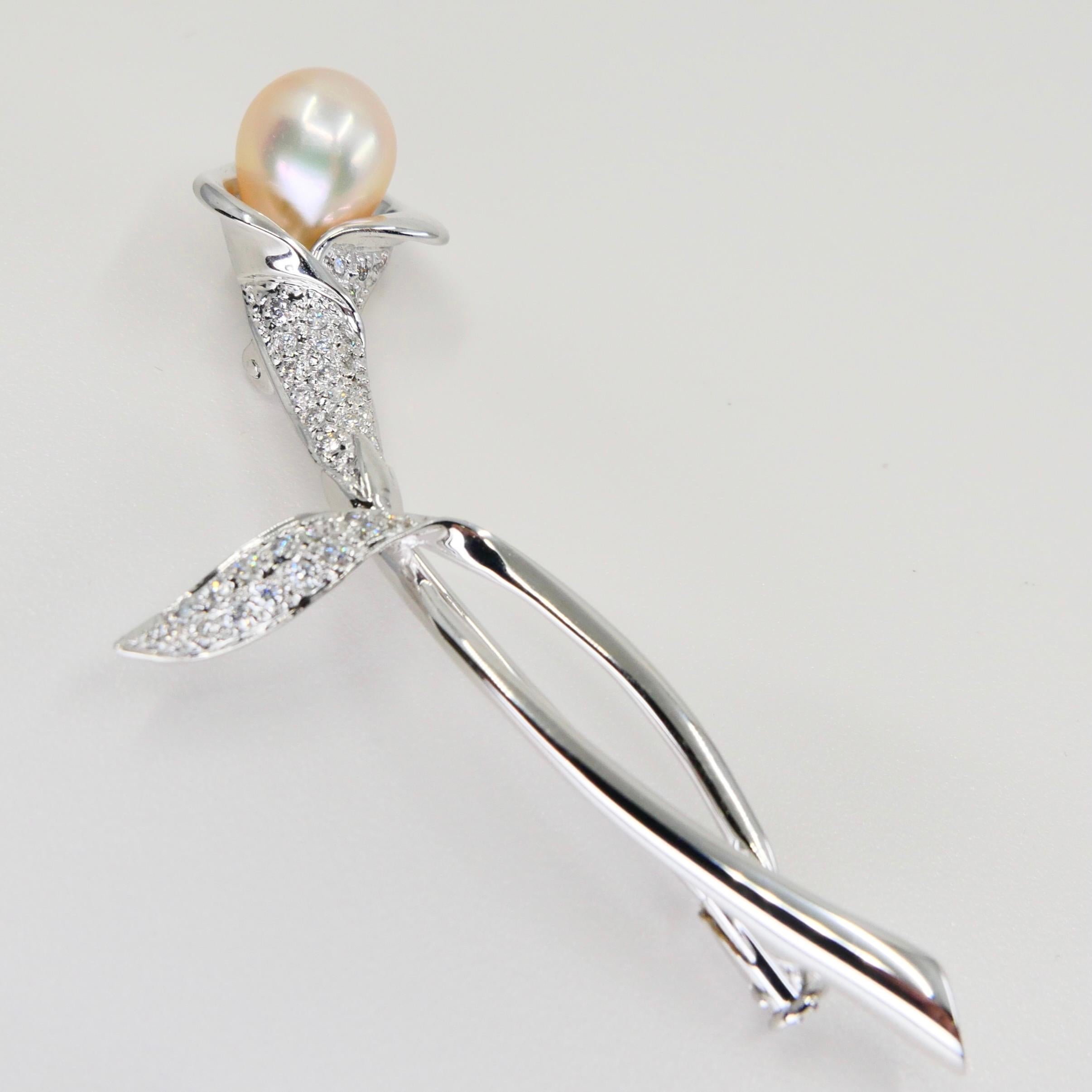 Peachy Rose Color Pearl & Diamond Flower Brooch, 18k White Gold In New Condition For Sale In Hong Kong, HK