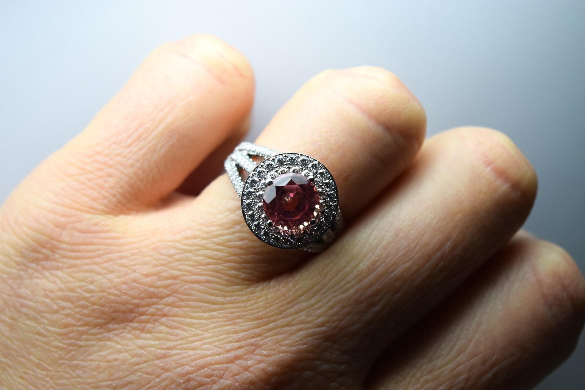 Anello con zaffiro e diamante in oro bianco 18KT RARO anello di fidanzamento reale di lusso in vendita 2