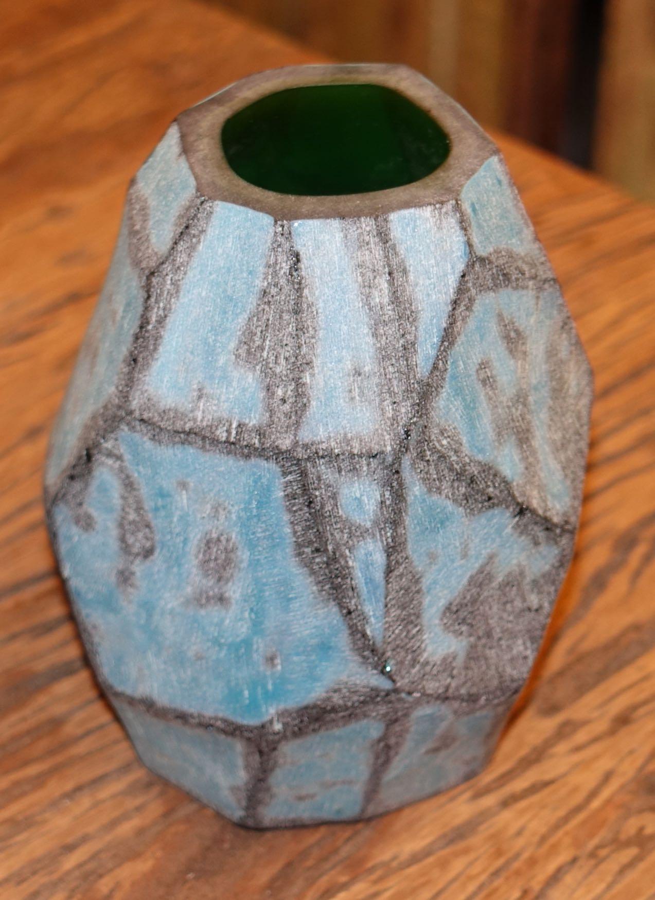 Contemporary Chinese peacock blue glass vase with charcoal grey etched lines.
Frosted finish.
Overall geometric pattern design.
Larger accompanying style S5214.